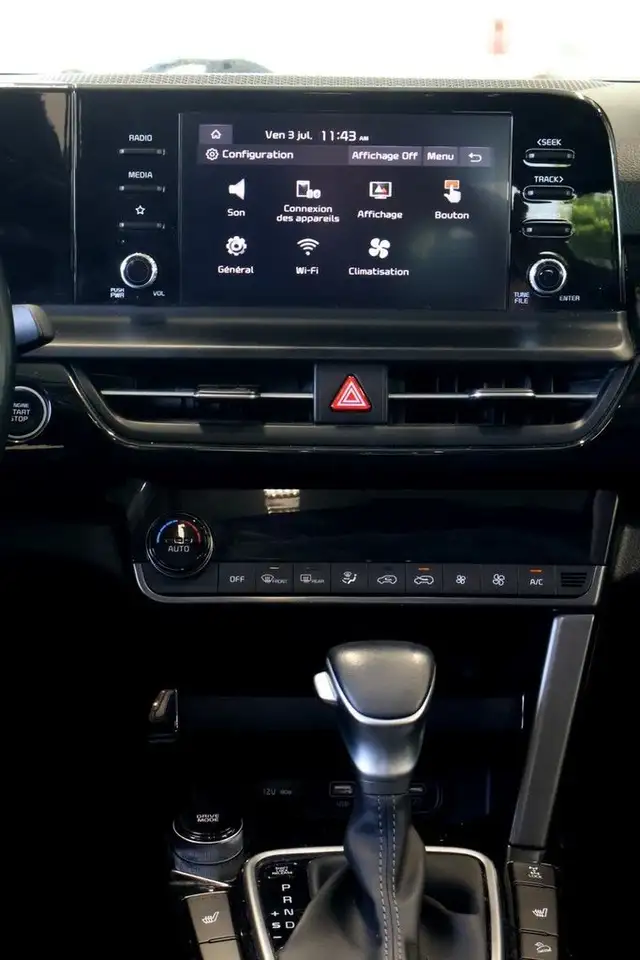 Kia Seltos снимка Kia Seltos