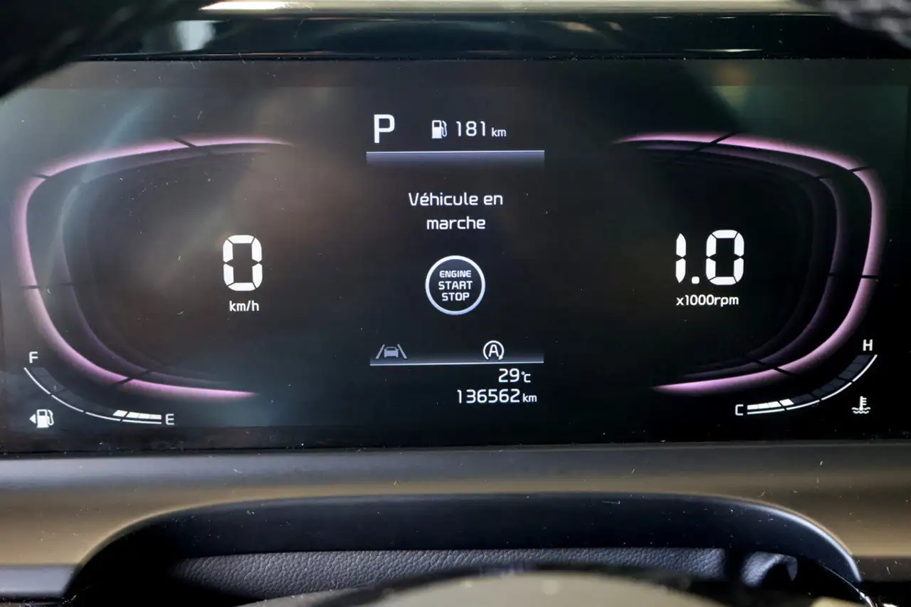 Kia Seltos снимка Kia Seltos