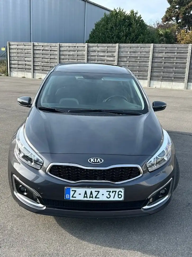 Kia Ceed / cee'd 1.4i Mind Euro6b Led Camera GPS PDC Airco Digital Gris - 2