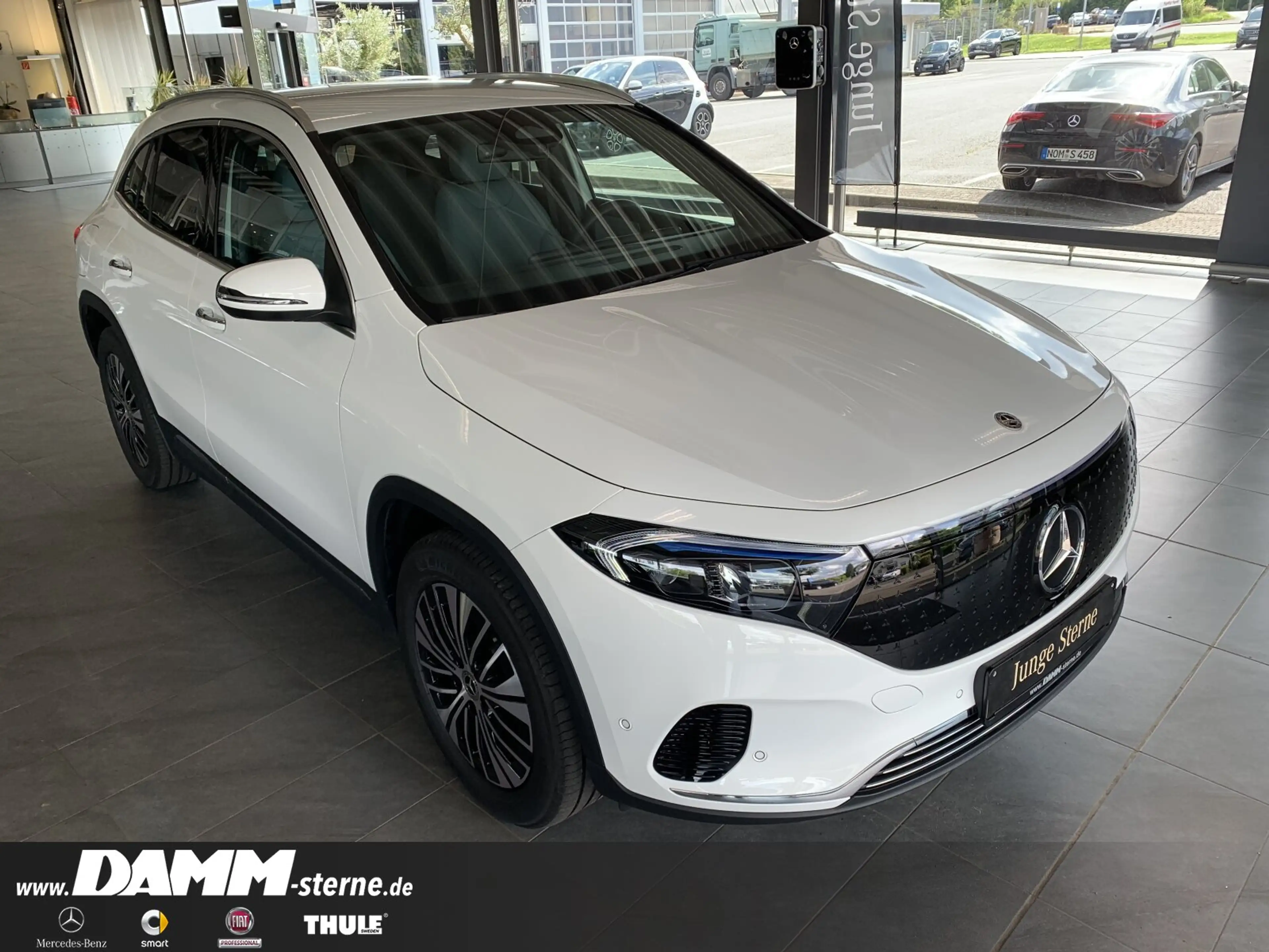 Mercedes-Benz EQA 300 EQA 300 4M Progr.Adv+/MEMORY/AHK/FAP/60M GA+Flex — photo 3
