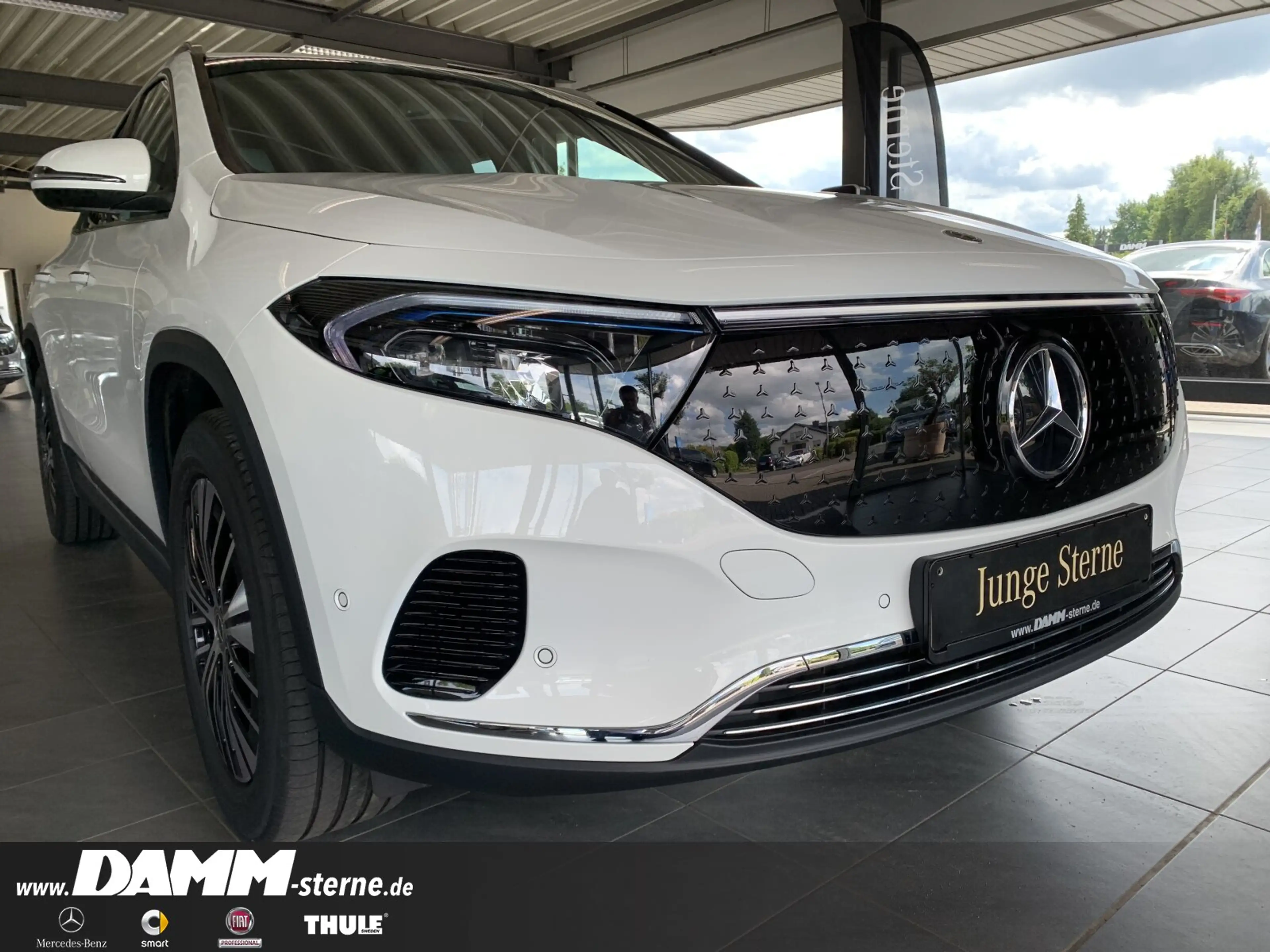 Mercedes-Benz EQA 300 EQA 300 4M Progr.Adv+/MEMORY/AHK/FAP/60M GA+Flex — photo 6