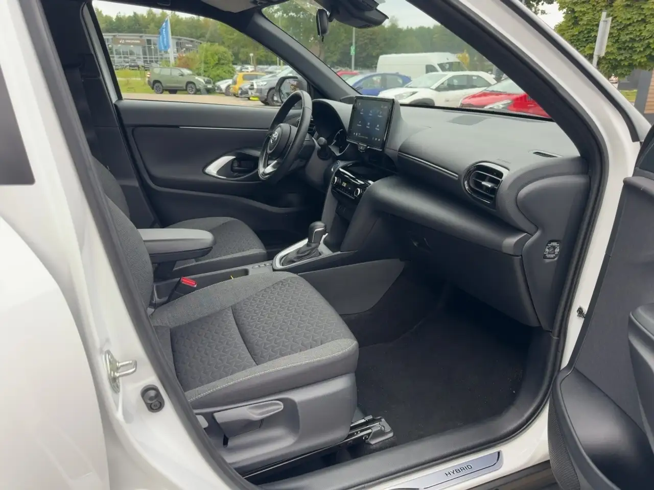Toyota Yaris Cross 1,5-l Hybrid Team D*R-Kamera*Navi*8-Fach*, миниатюра 11