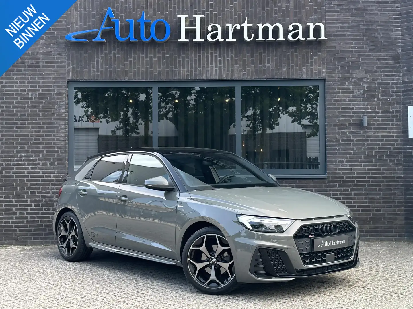 Audi A1 Sportback 30 TFSI S edition RS Velgen|LED|Stoelver Grijs - 1