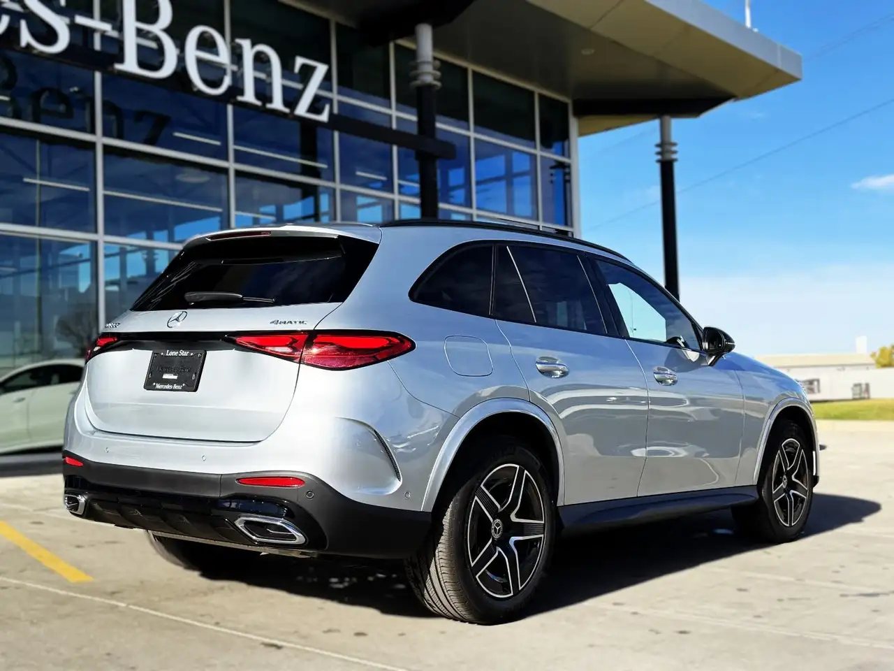 Mercedes-Benz GLC снимка Mercedes-Benz GLC
