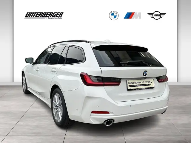 BMW 320 d xDrive Touring G21 B47 Head-Up DAB RFK Shz Ansicht 3