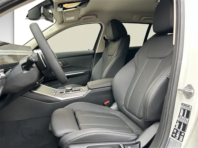 BMW 320 d xDrive Touring G21 B47 Head-Up DAB RFK Shz Ansicht 6