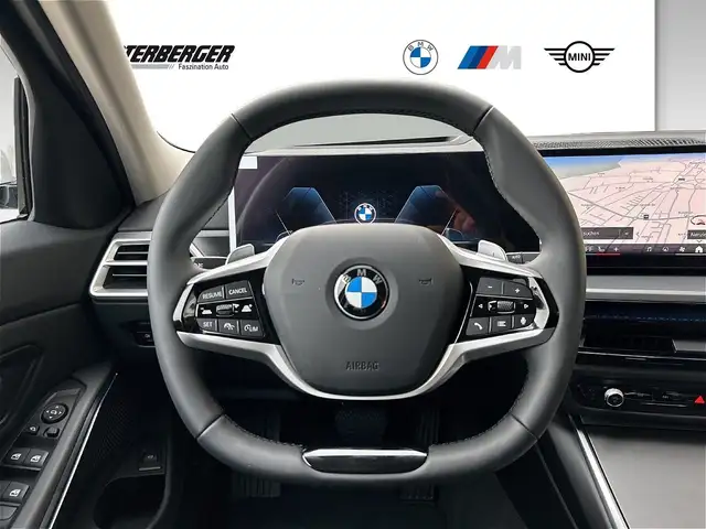 BMW 320 d xDrive Touring G21 B47 Head-Up DAB RFK Shz Ansicht 10