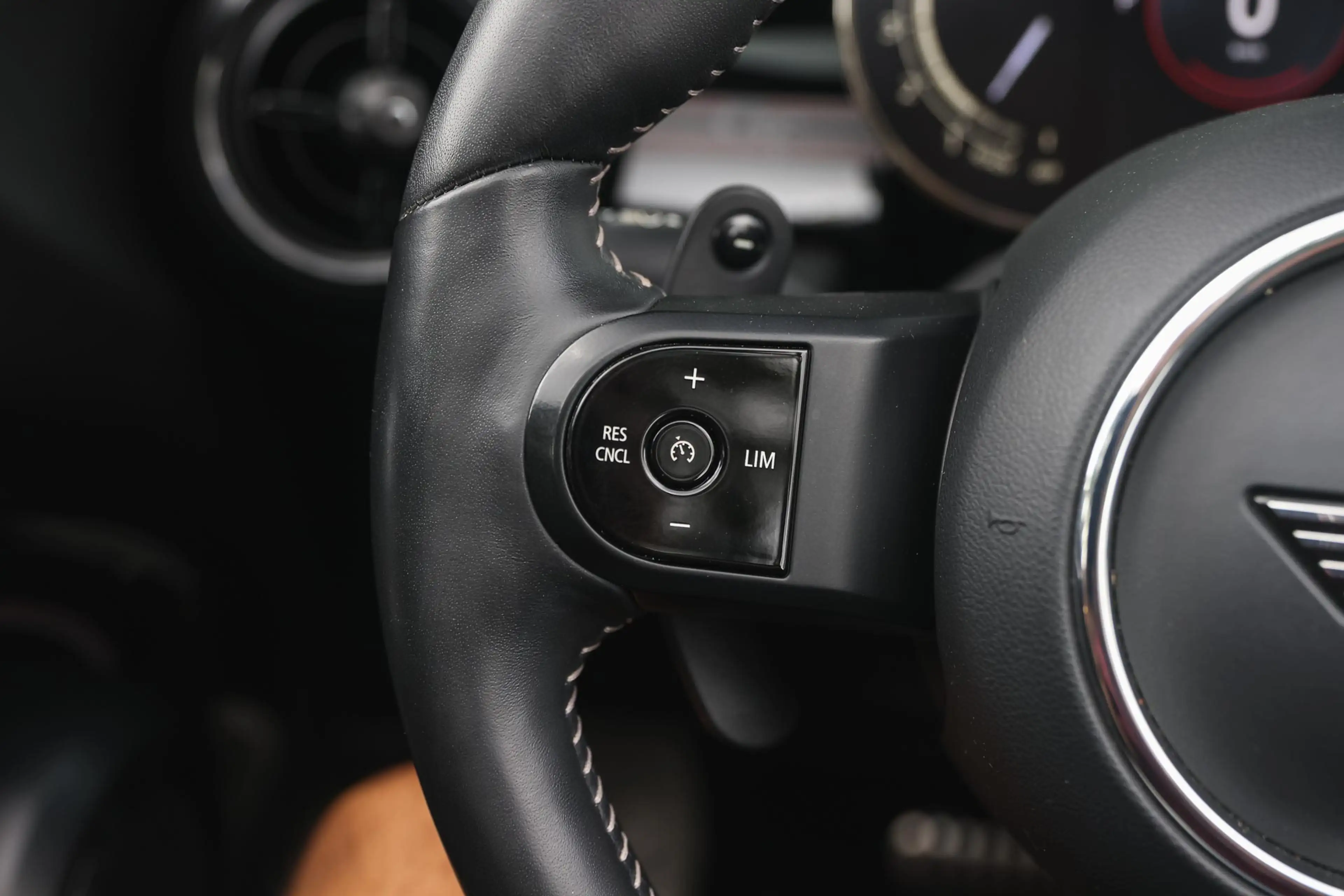 MINI John Cooper Works Cabrio S JCW Rockingham GT Automaat / Sportstoelen / Acht — photo 12