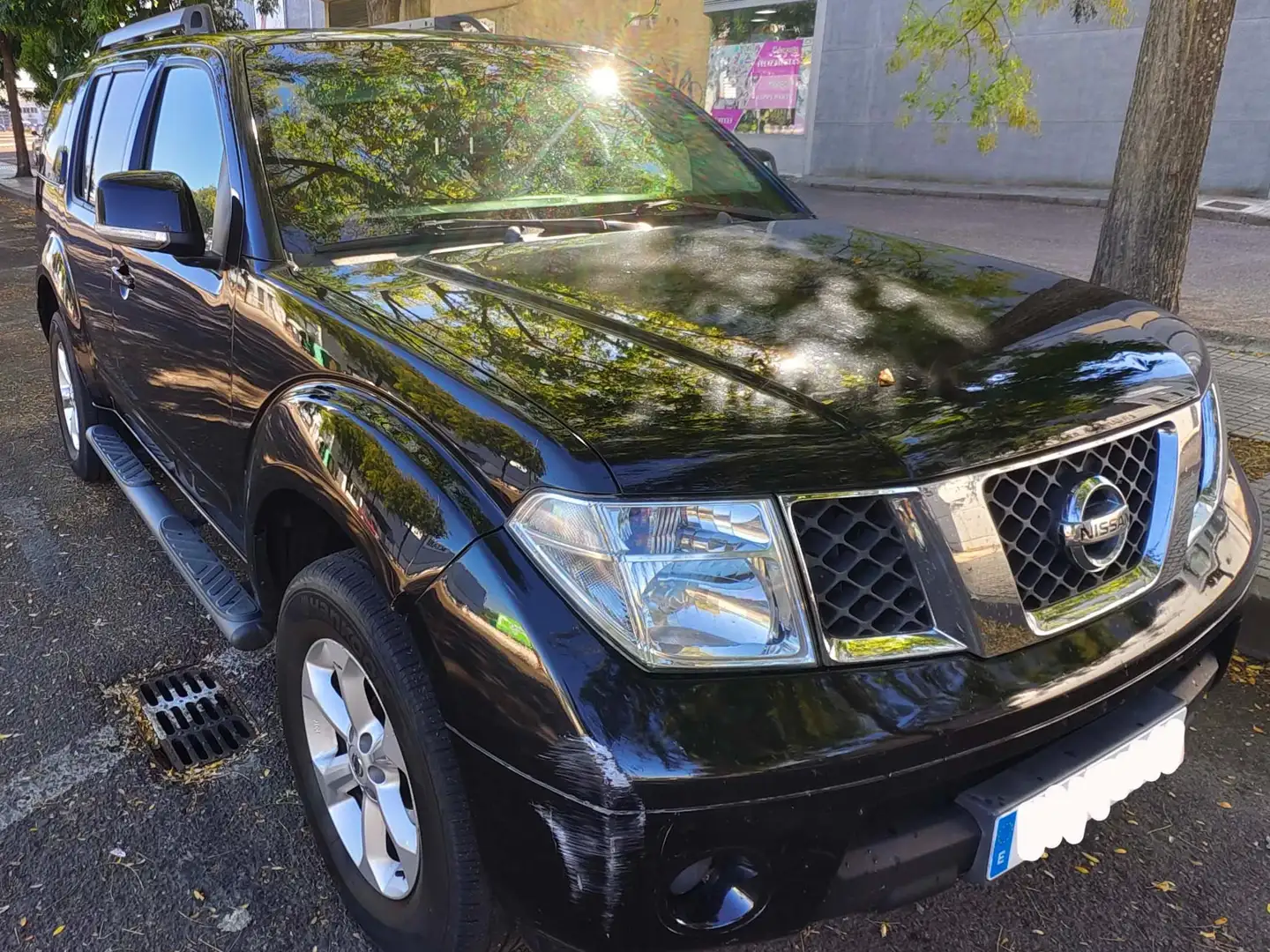 Nissan Pathfinder Pathfinder 2.5dCi FE 7pl. FE Negru - 2