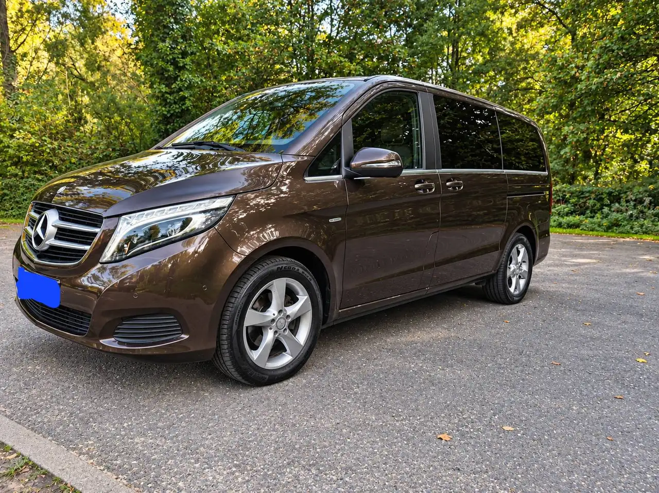 Mercedes-Benz V 220
