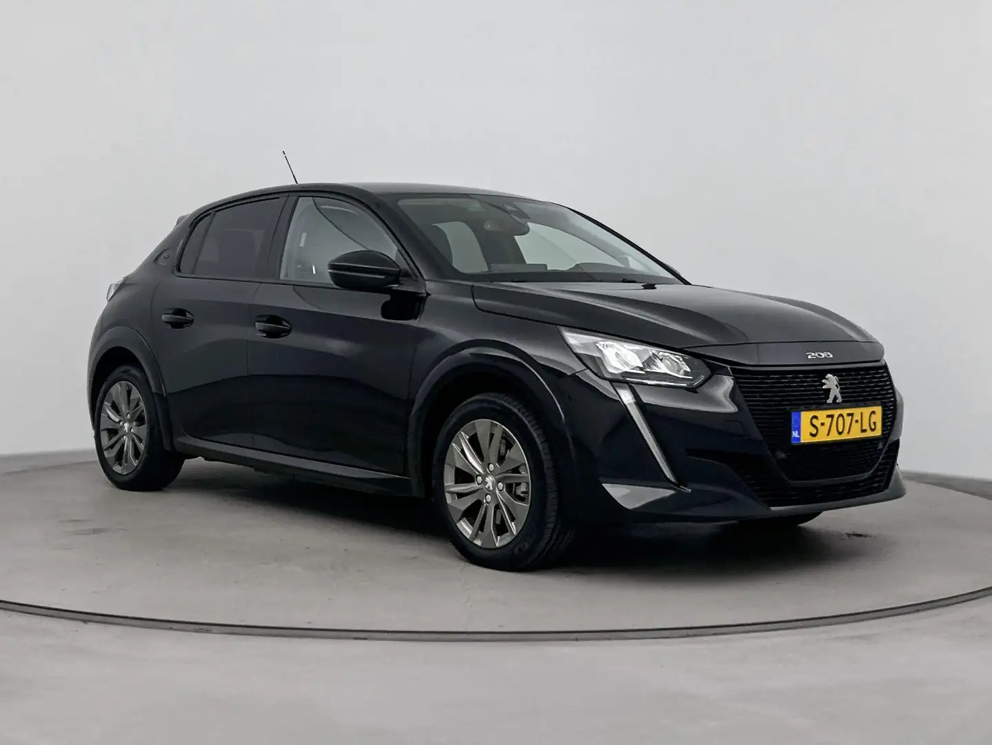 Peugeot e-208 EV Allure 50 kWh | Lichtmetalen velgen | Climate c Zwart - 2