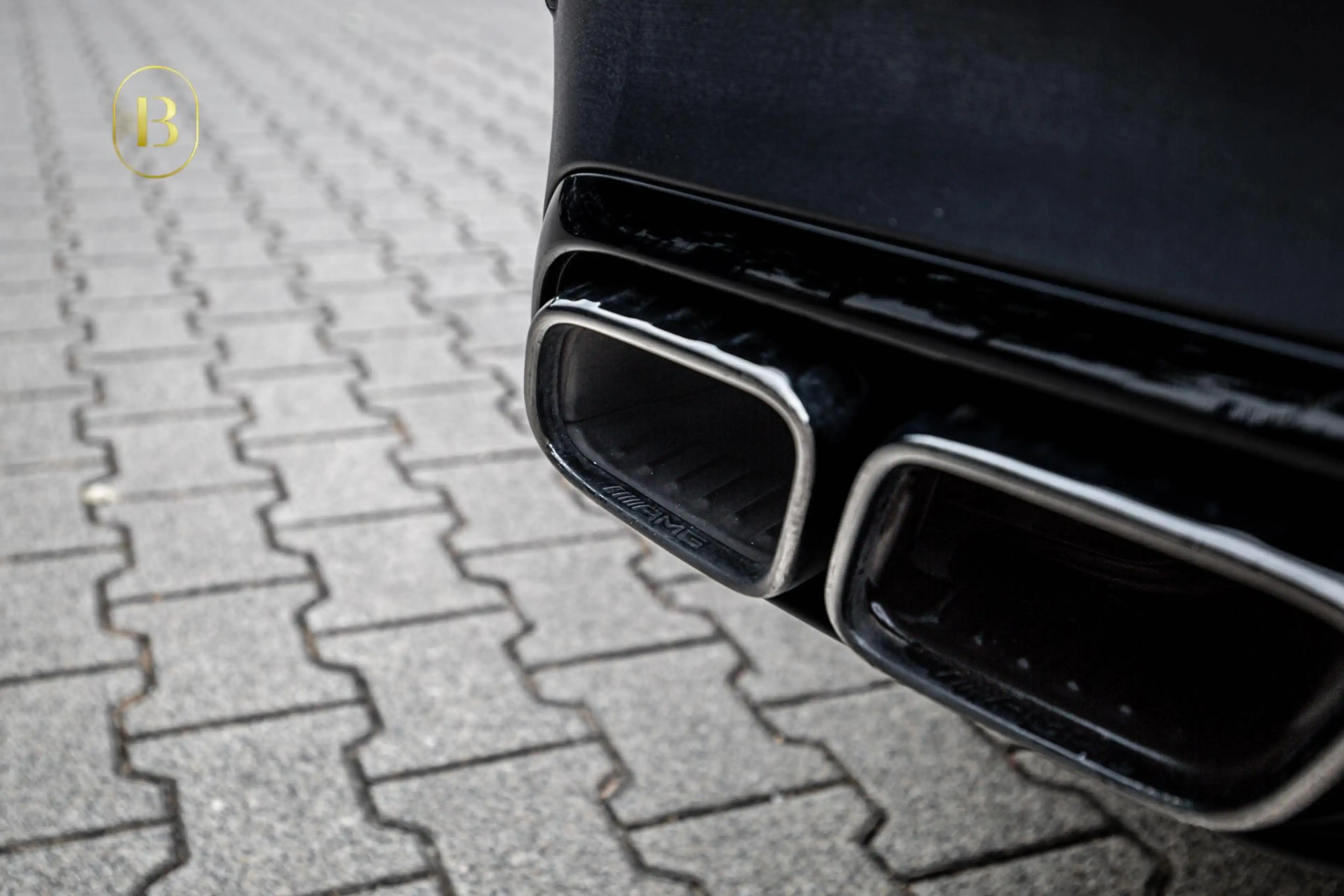 Mercedes-Benz GLS 63 AMG 4MATIC+ Premium Plus — photo 34