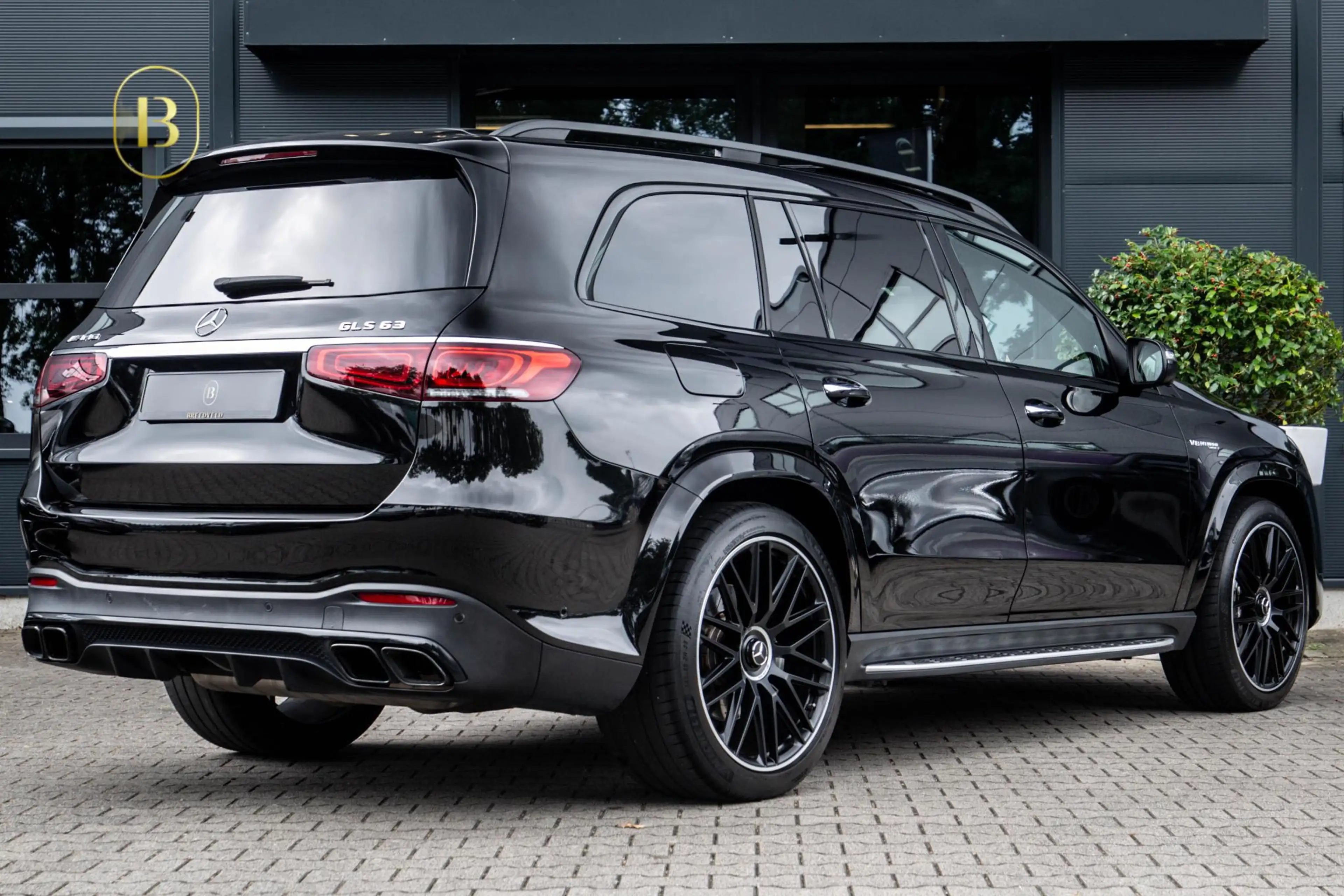 Mercedes-Benz GLS 63 AMG 4MATIC+ Premium Plus — photo 12