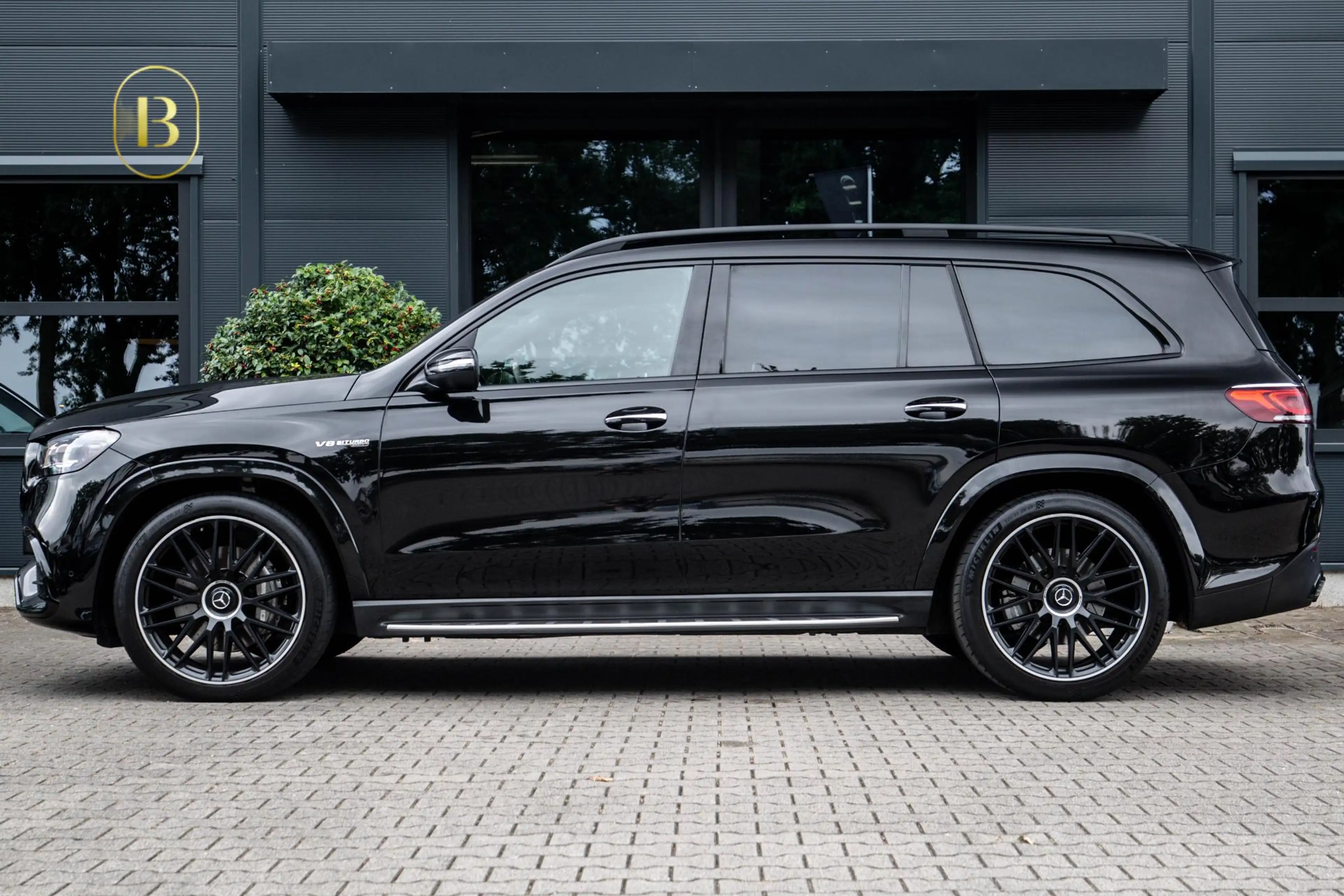 Mercedes-Benz GLS 63 AMG 4MATIC+ Premium Plus — photo 3