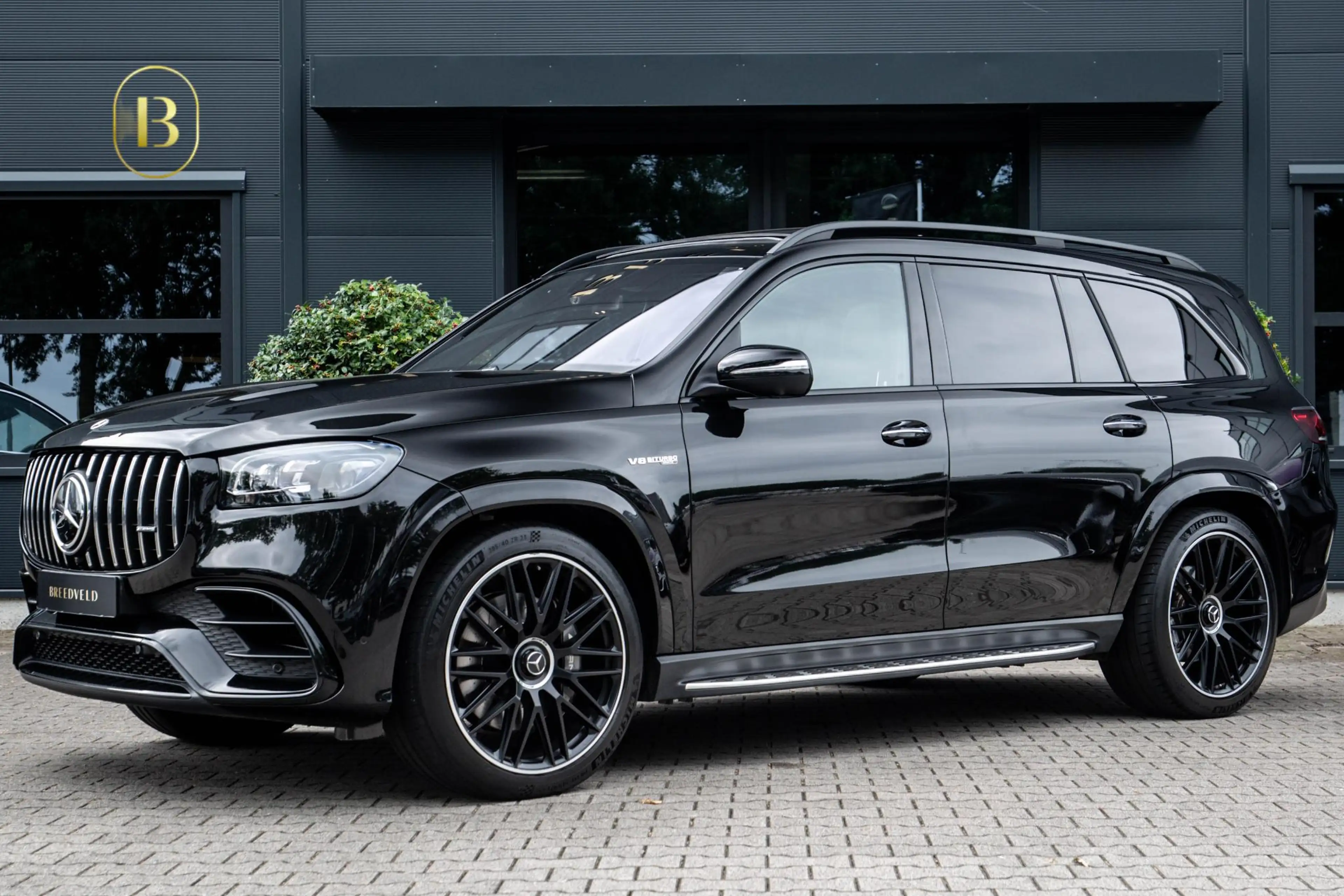 Mercedes-Benz GLS 63 AMG 4MATIC+ Premium Plus — photo 2