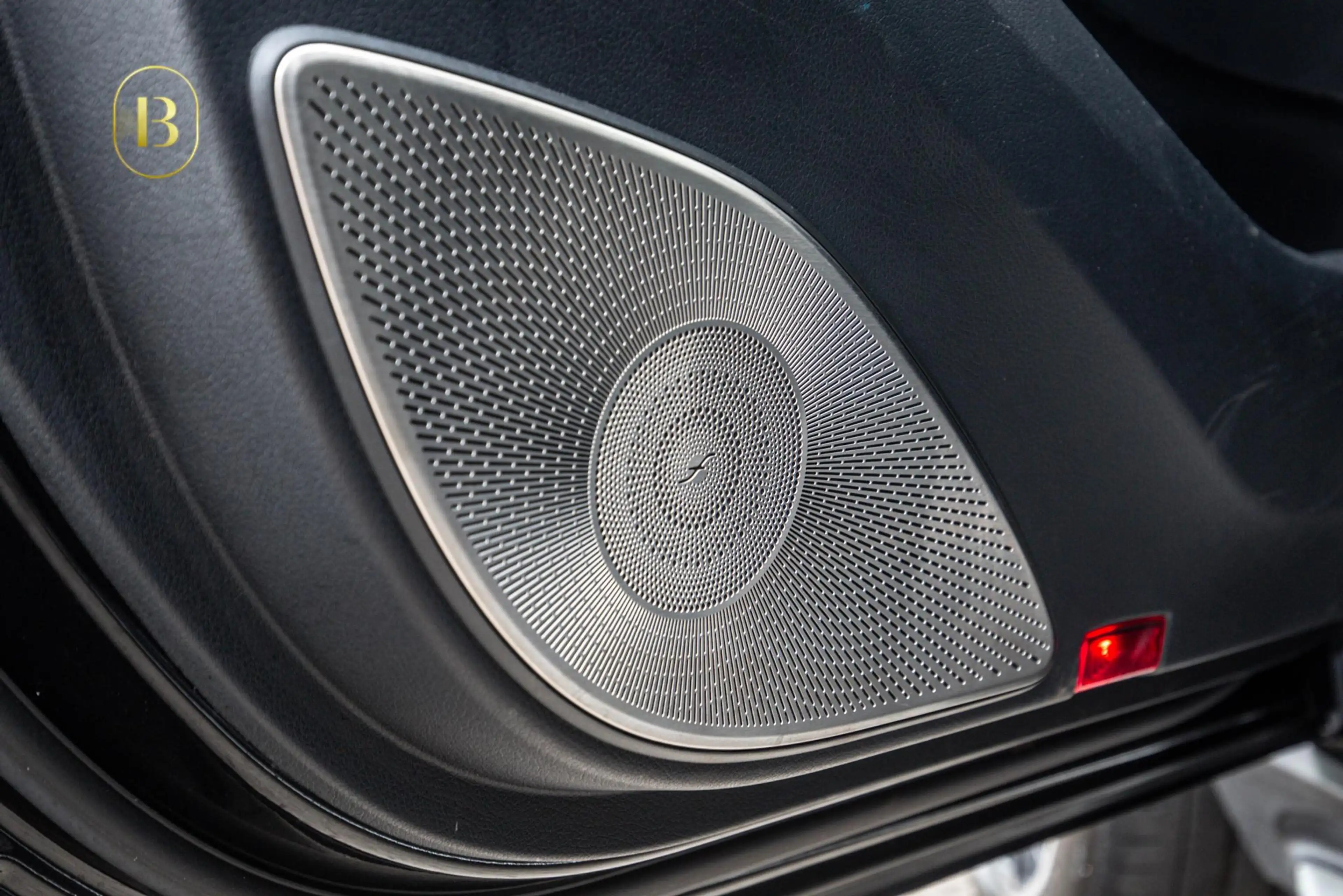 Mercedes-Benz GLS 63 AMG 4MATIC+ Premium Plus — photo 19