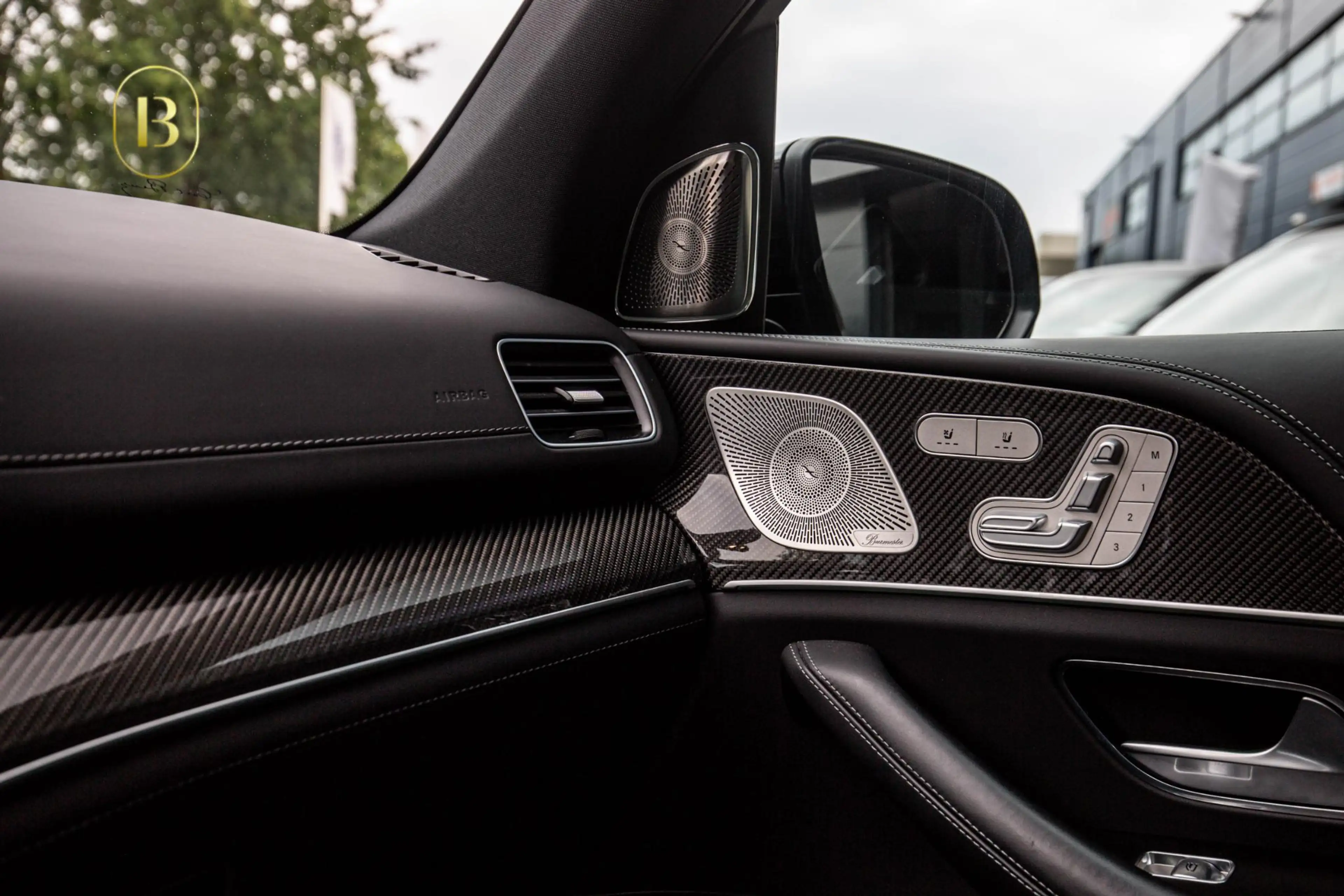 Mercedes-Benz GLS 63 AMG 4MATIC+ Premium Plus — photo 23