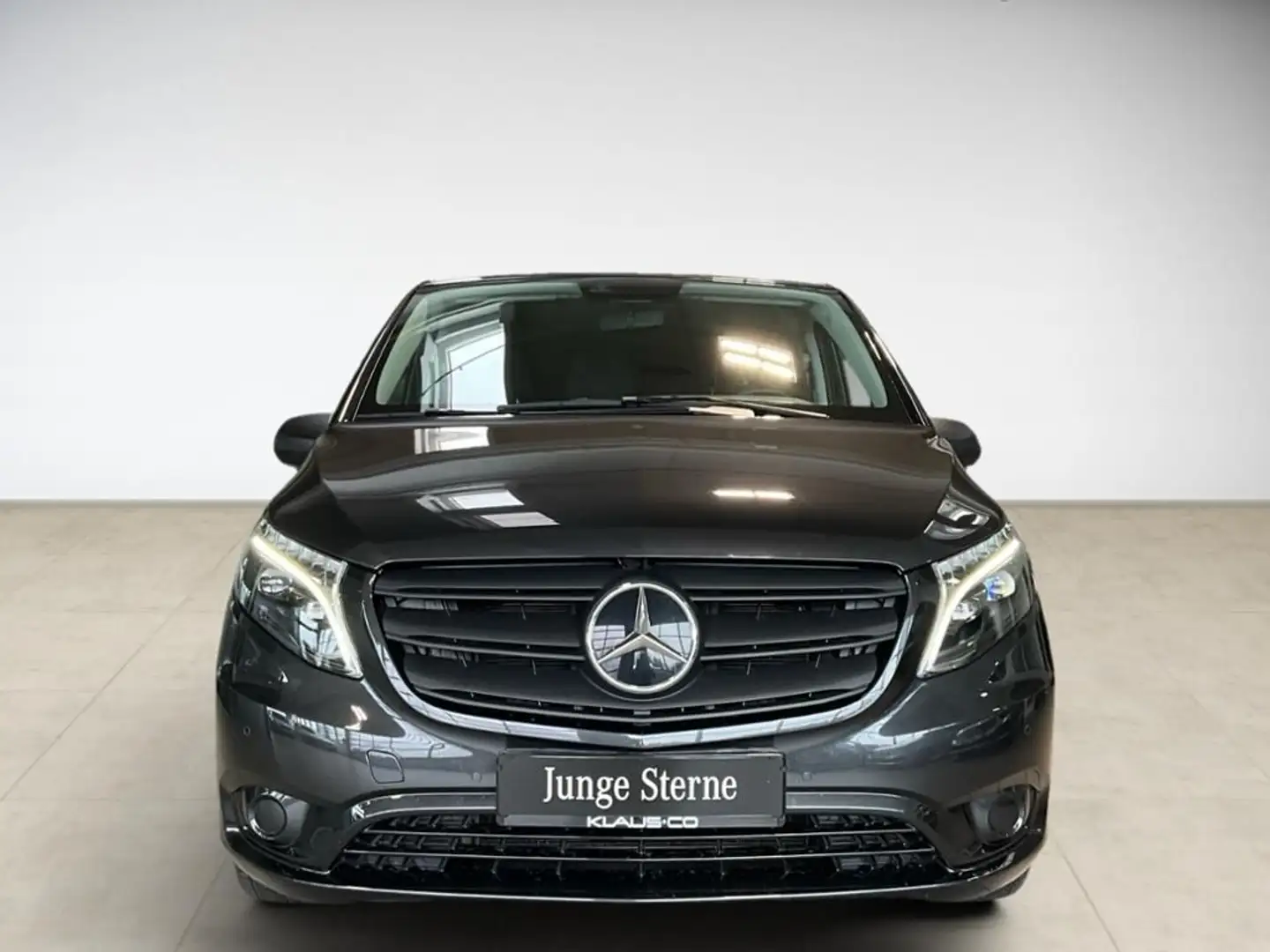 Mercedes-Benz Vito 116 CDI Tourer PRO extralang PDC KAM AUT Grey - 2