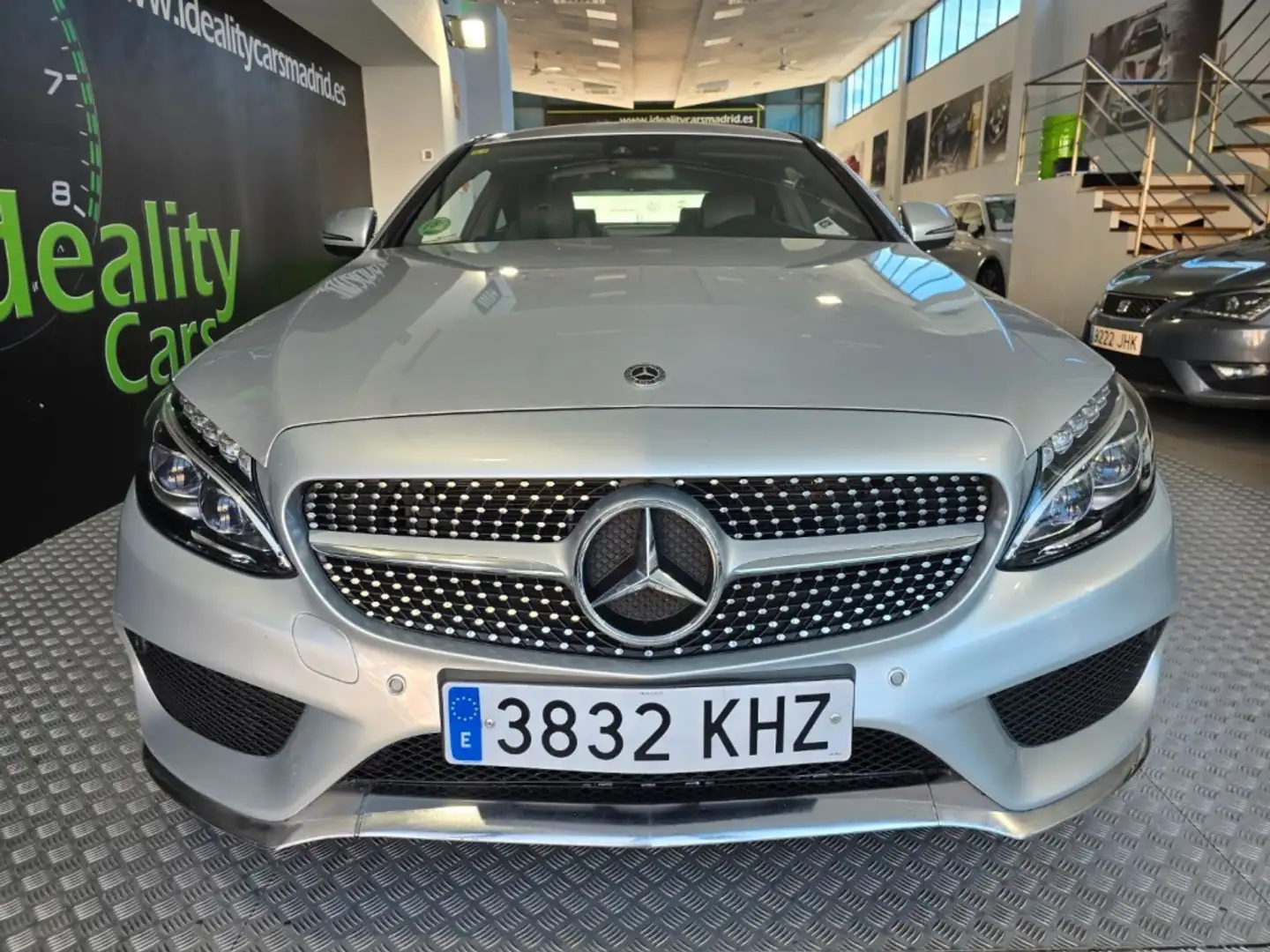 Mercedes-Benz C 220 Coupé 220d 9G-Tronic Gris - 2