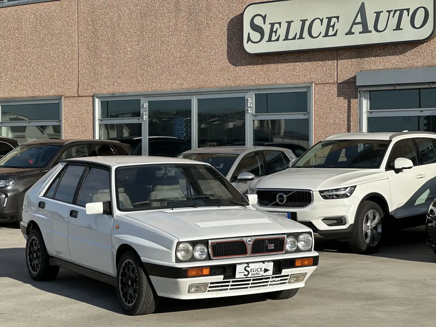 Lancia Delta 2.0 16v HF Integrale - 1