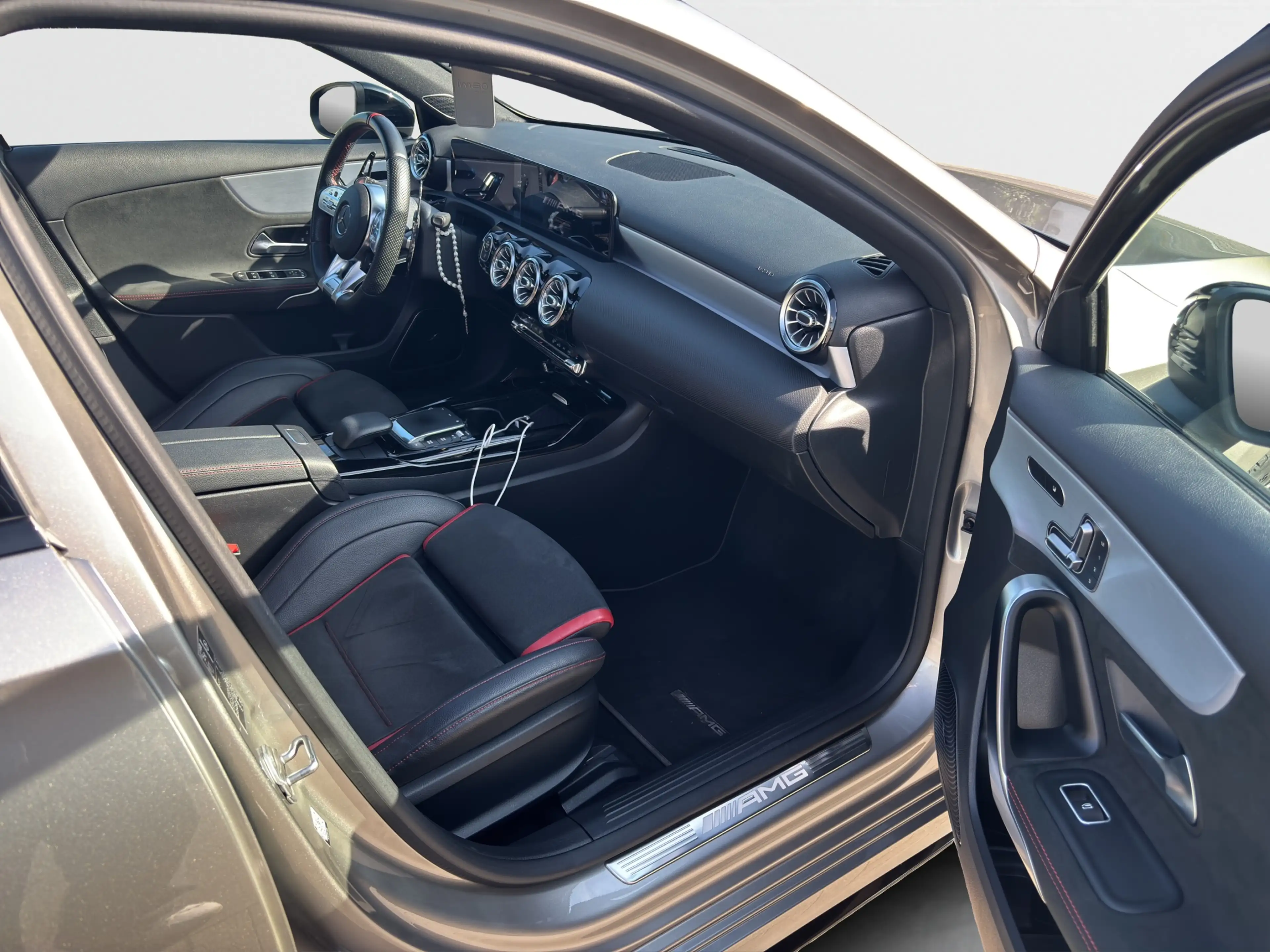 Mercedes-Benz A 35 AMG A 35 AMG 4-Matic *GARANTIE - PANO DAK - CARPLAY* — photo 15