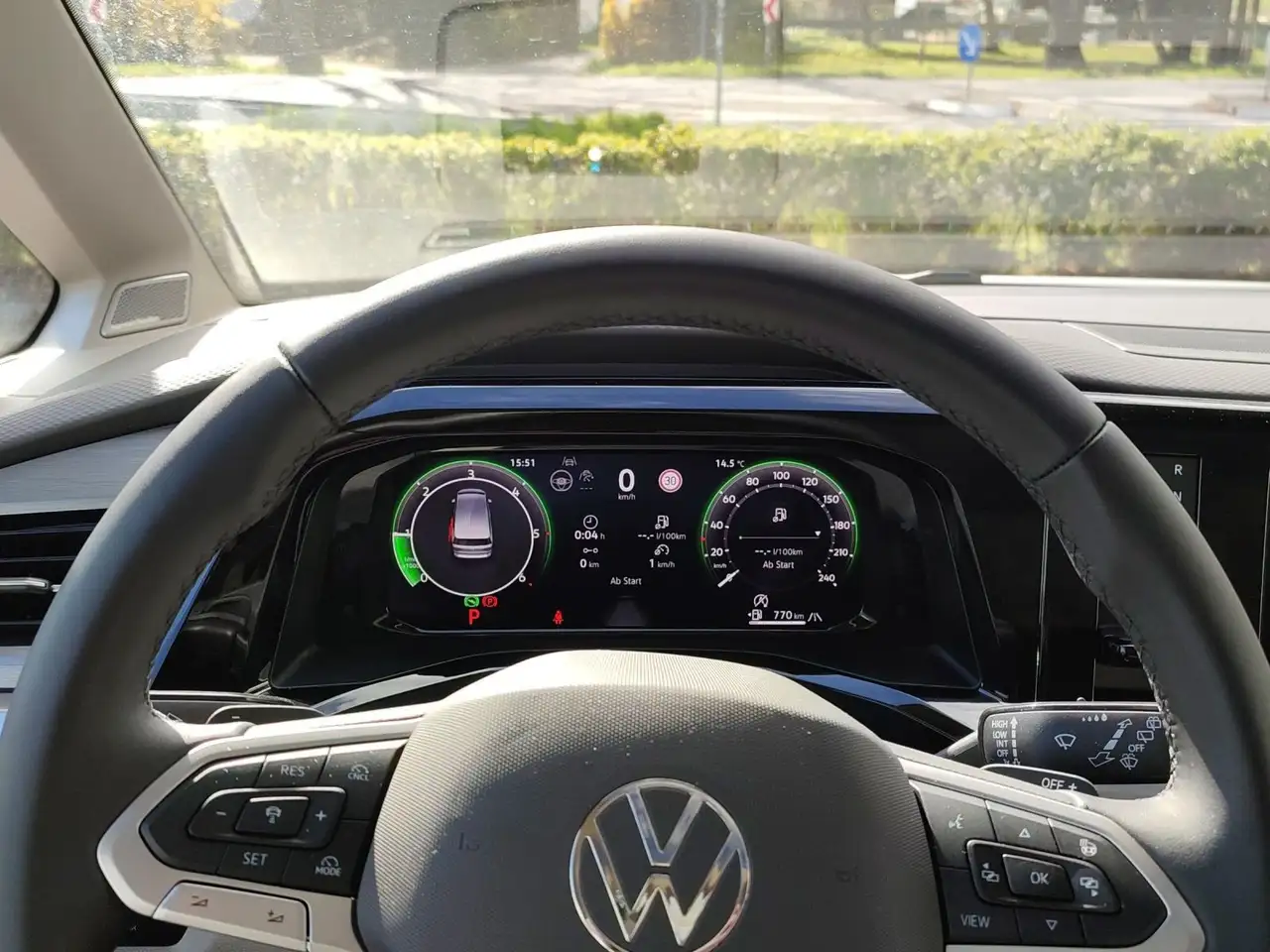 Volkswagen T7 Multivan Multivan 2.0 TDI DSG EDITION AHK*NAV*PANO*DIGI 9