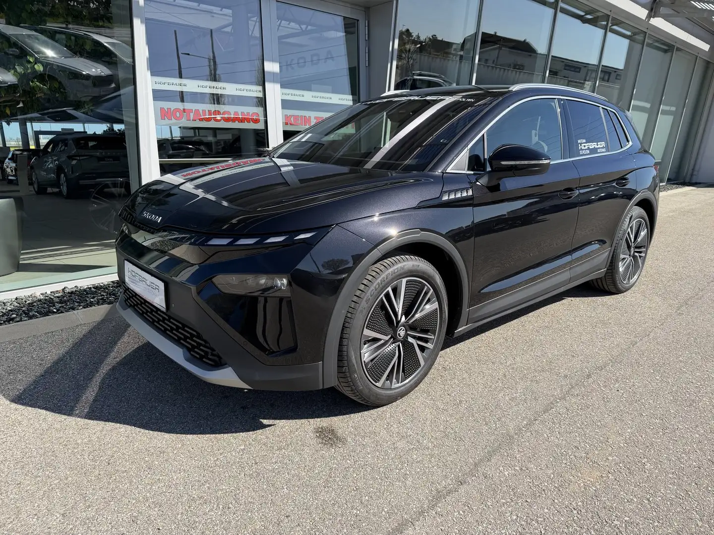 Skoda Elroq 85x Schwarz - 1