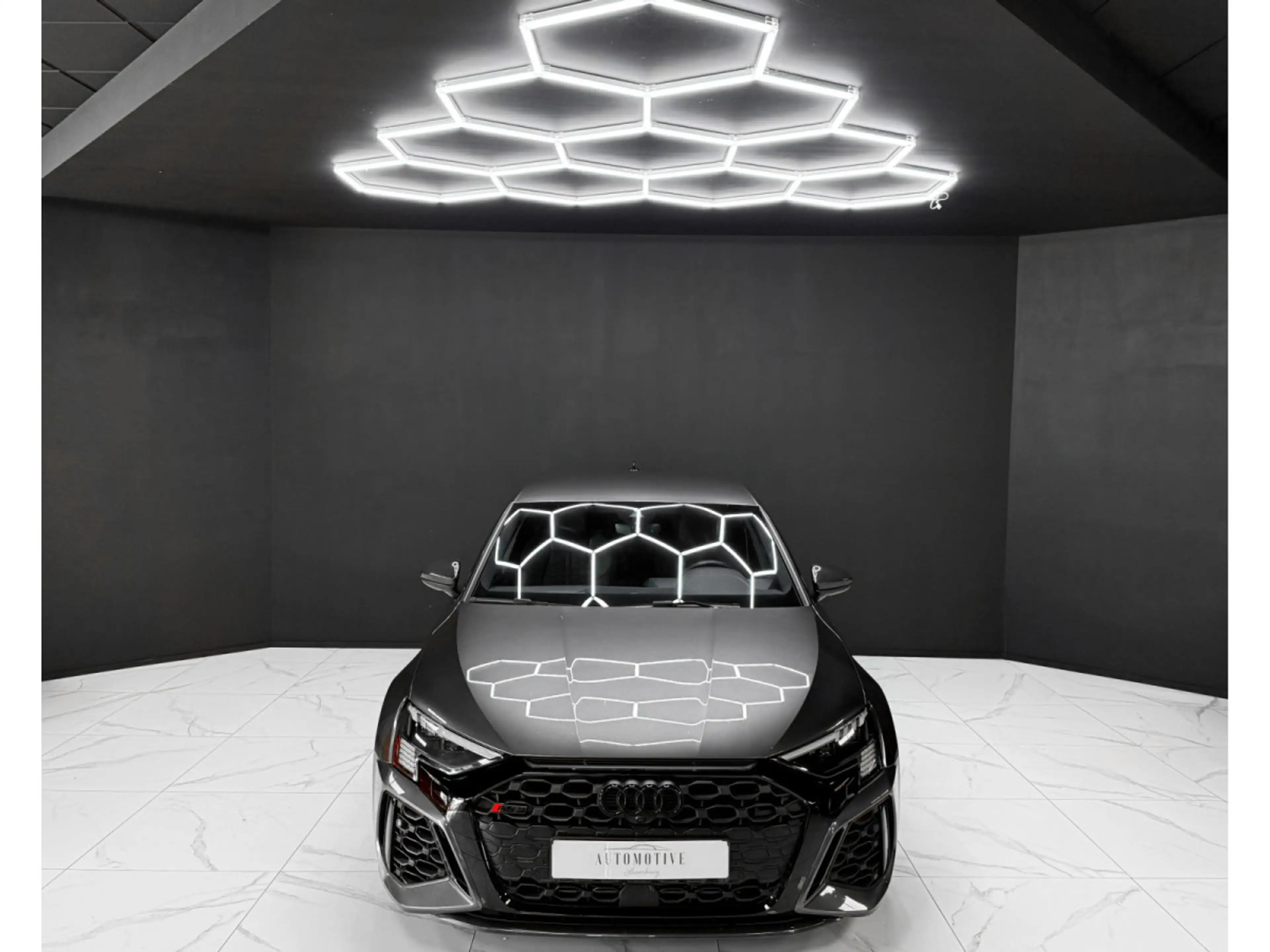 Audi RS3 SPORTBACK / B&O / CERAMIC / CAM / VALCONA — photo 8
