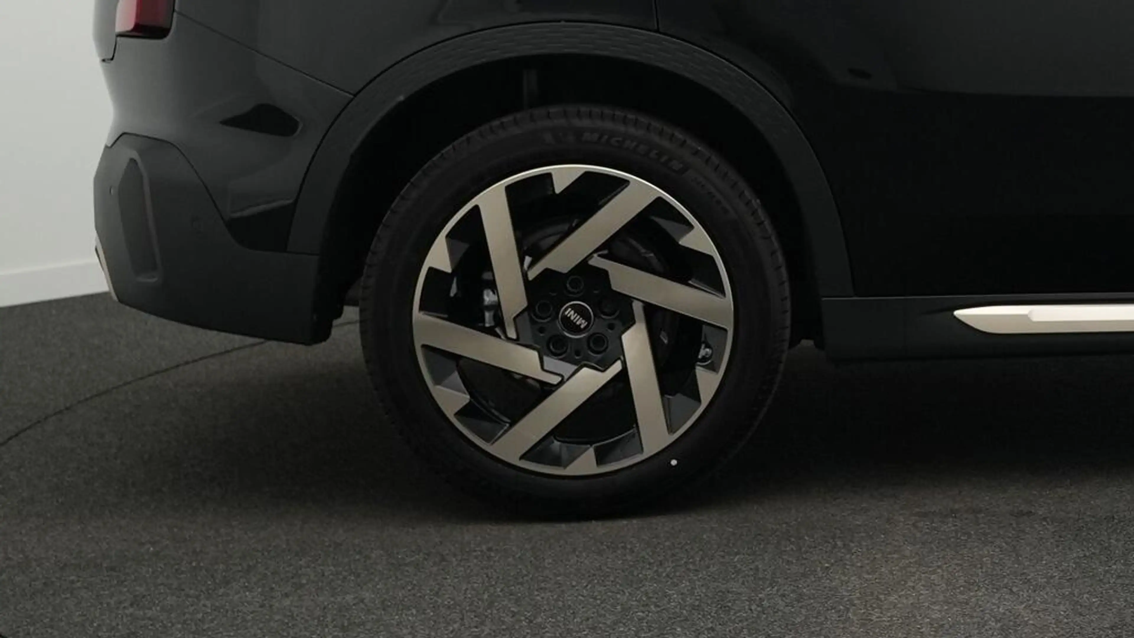 MINI Countryman C Favoured Trim — photo 12