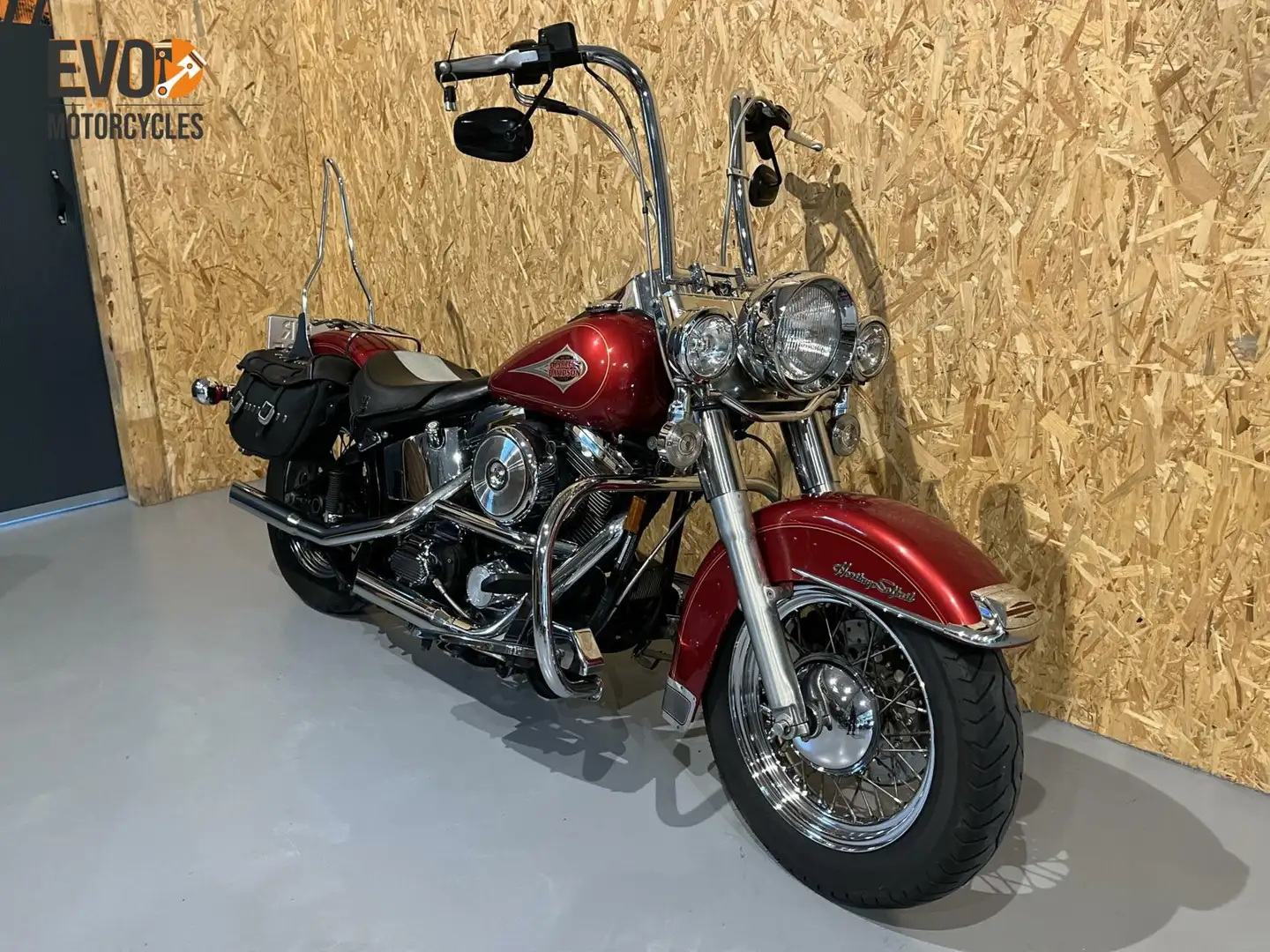 Harley-Davidson Heritage FLSTC Softtail Classic - 2