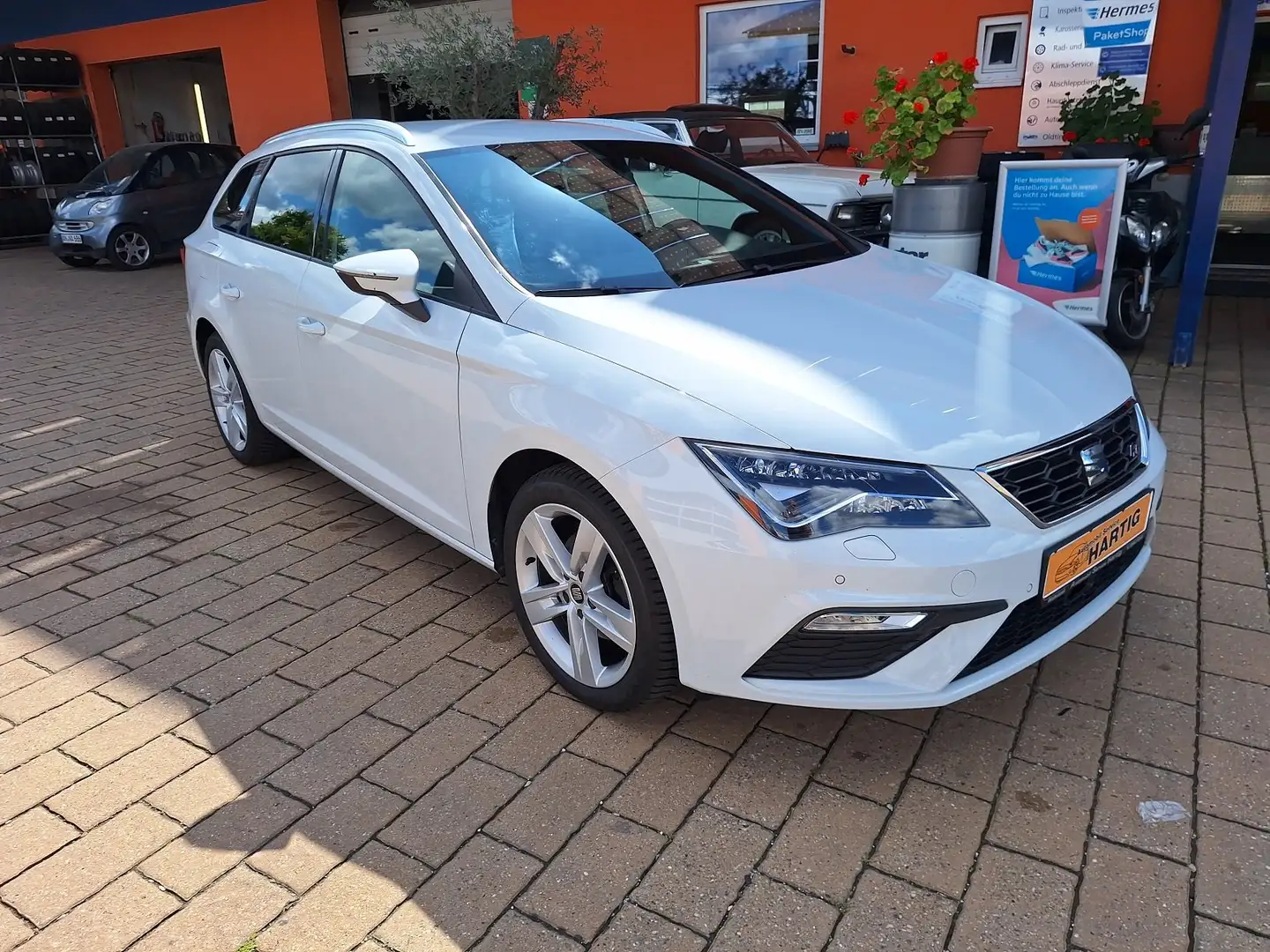 SEAT Leon Leon ST 1.5 TGI Start / CNG Gas Weiß - 2