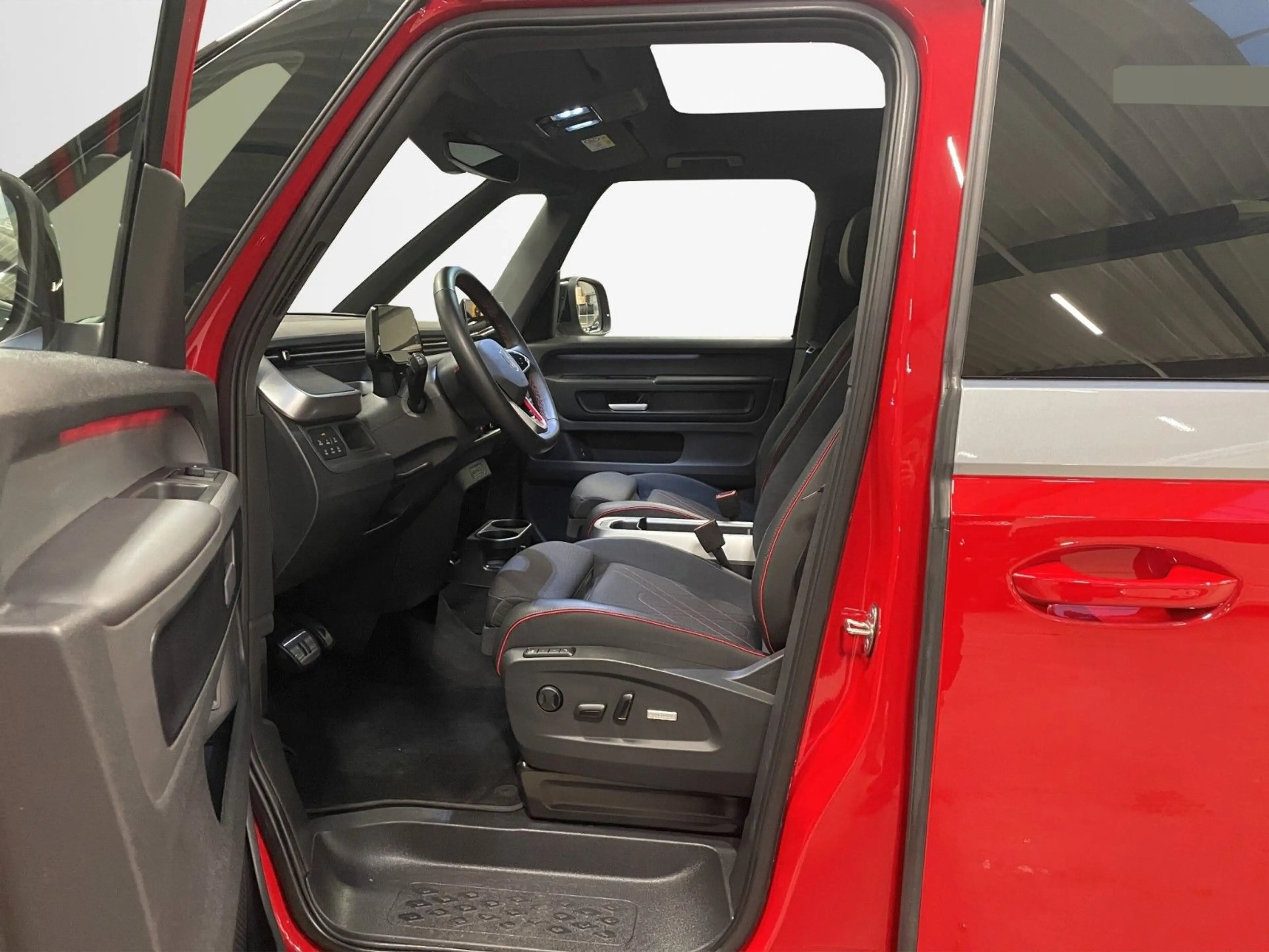 Volkswagen ID. Buzz 250 kW GTX LR 4M ACC AHK 3ZK 360° SHZ — photo 11