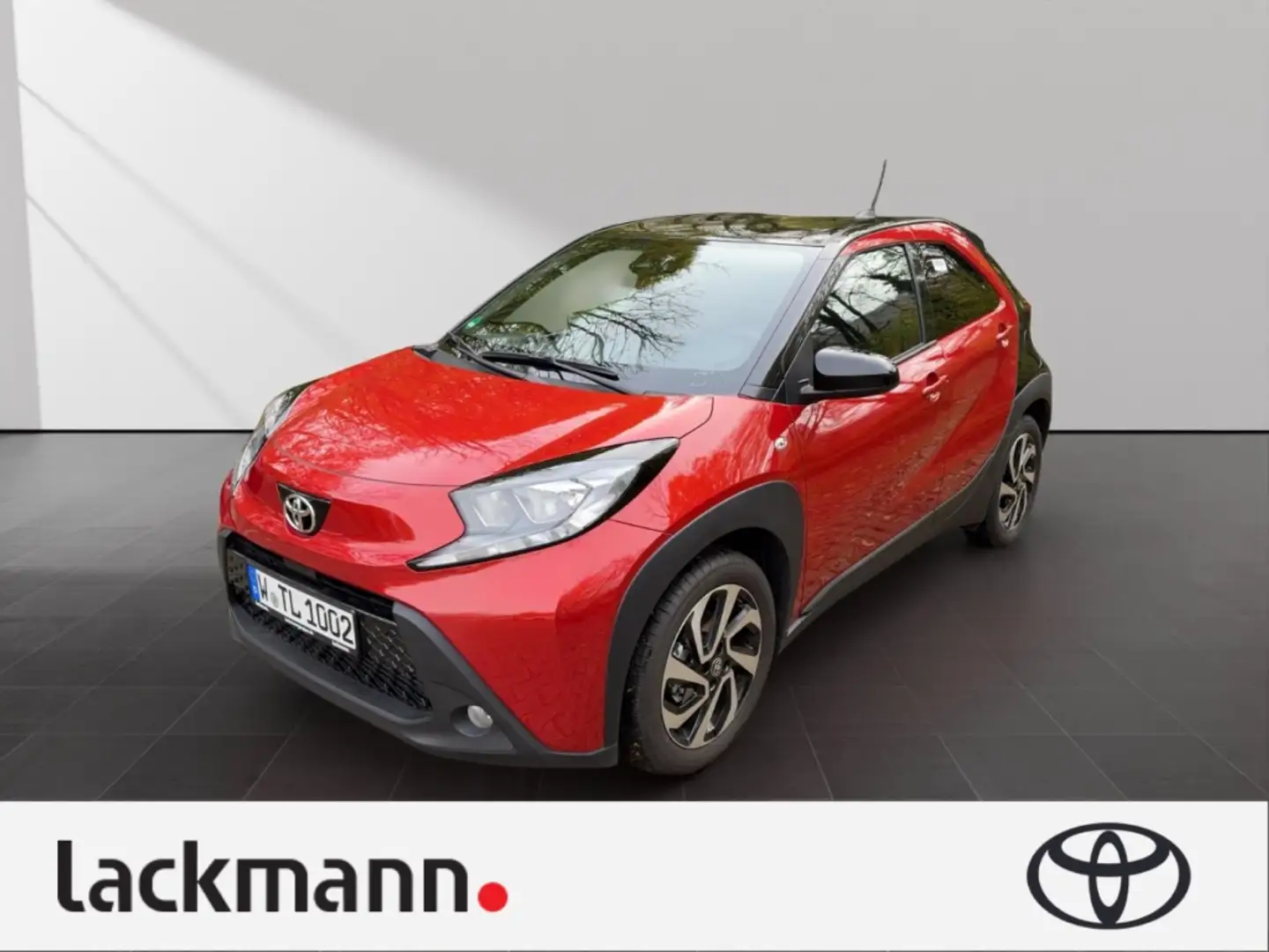 Toyota Aygo X 1.0 Team D*Safety Sense*Design-Paket* Rot - 1