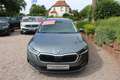 Skoda Octavia Kbi 2.0 TDI DSG Clever *AHK,APP,SHZ,Klimatr,LED* Grau - thumbnail 2