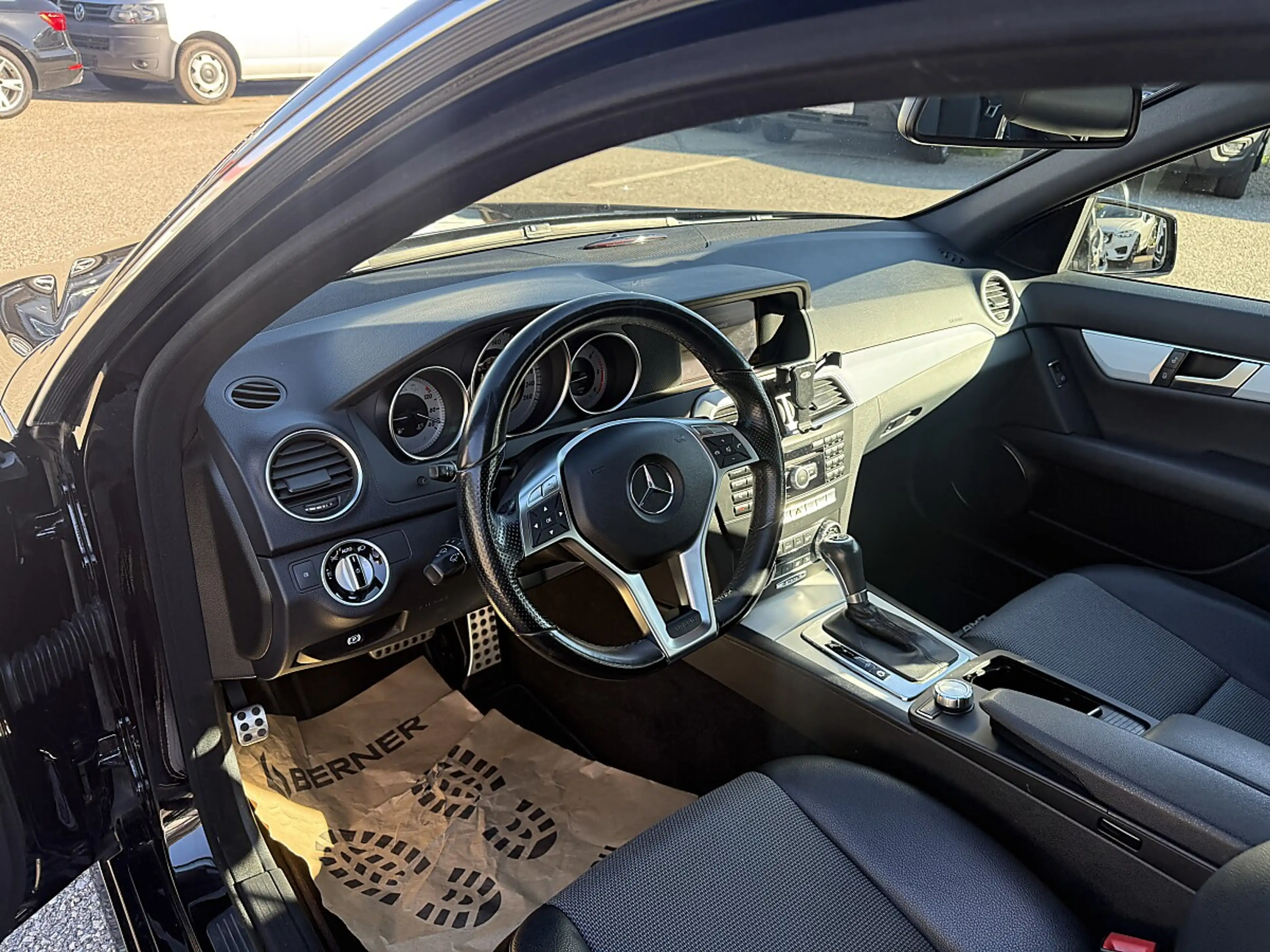 Mercedes-Benz C 250 T CDI Avantgarde A-Edition plus BlueEffi. 4MATI... — photo 9