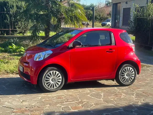 Toyota iQ iQ 1.0 Lounge (high) cvt km 26.000