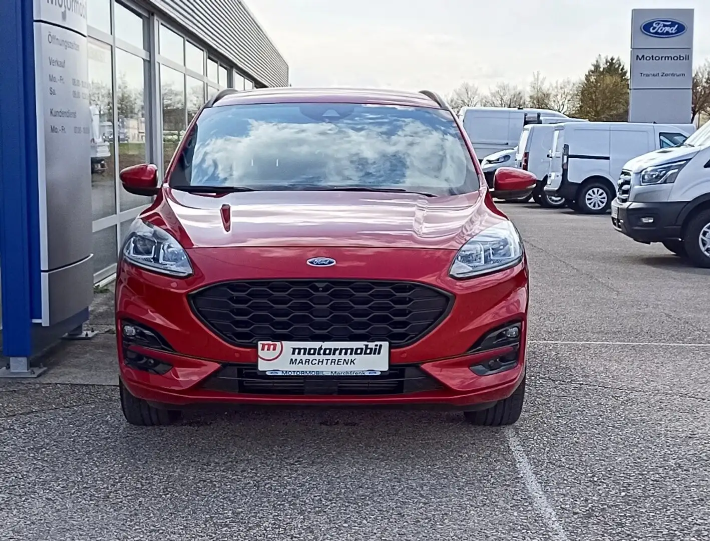 Ford Kuga 1,5 EcoBlue ST-Line Aut. Rot - 2