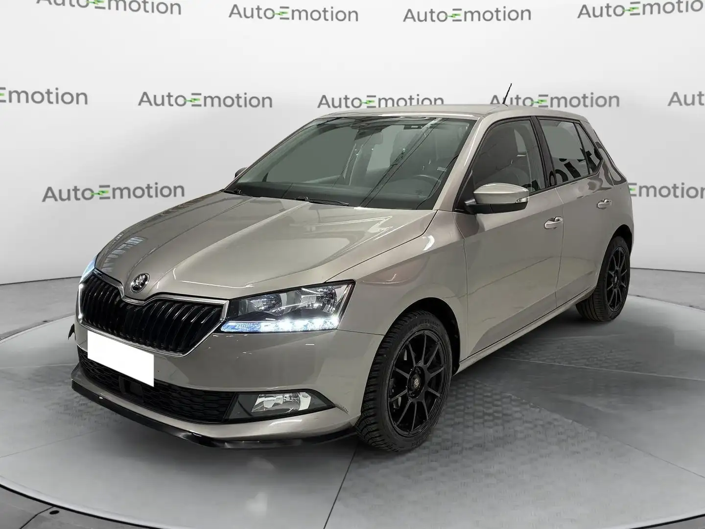 Skoda Fabia 1.0 MPI 75 CV Design Edition Grigio - 1