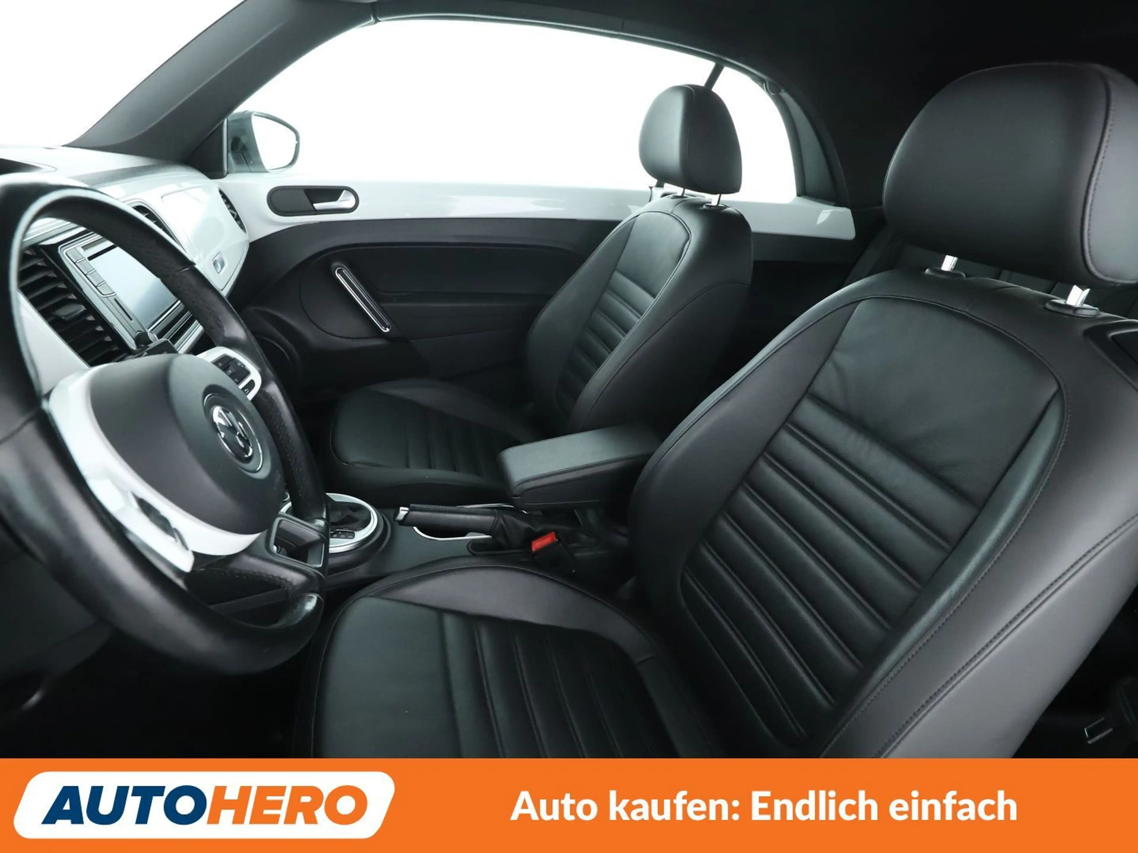 Volkswagen Beetle 2.0 TSI Sport BMT Aut. *NAVI*TEMPO*PDC*SHZ* — photo 10