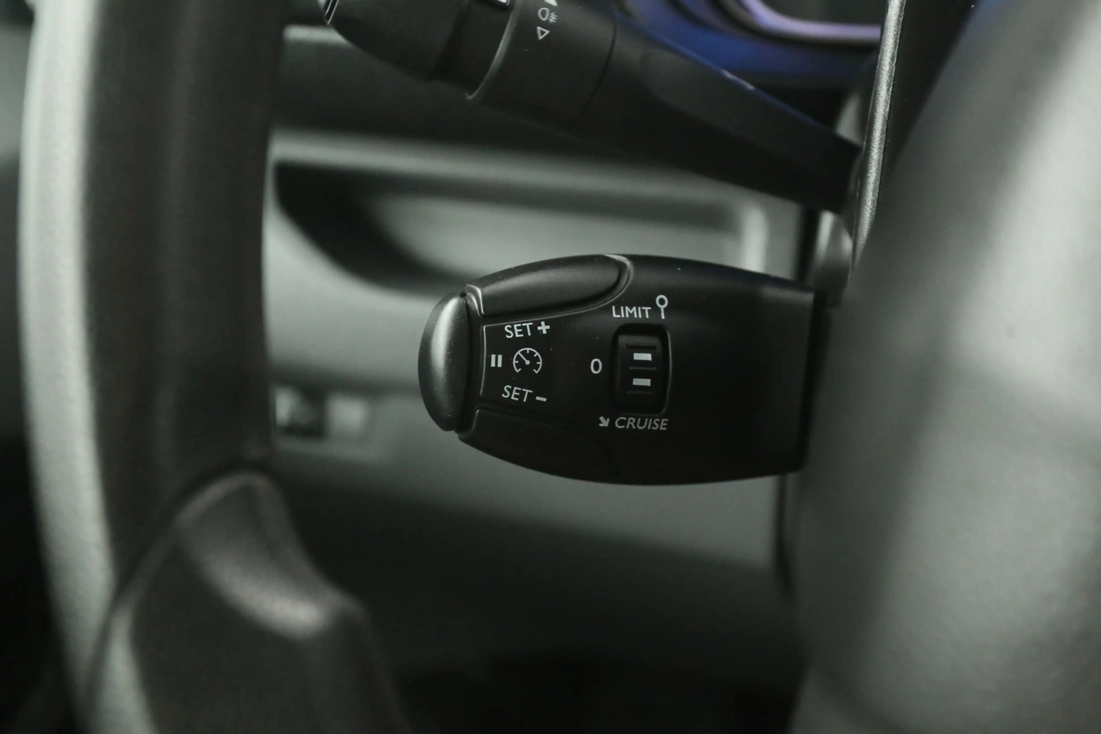 Peugeot e-Expert Kombi 75 kWh L3H1 8 Zits | Snelladen | SOH 90% | A — photo 18