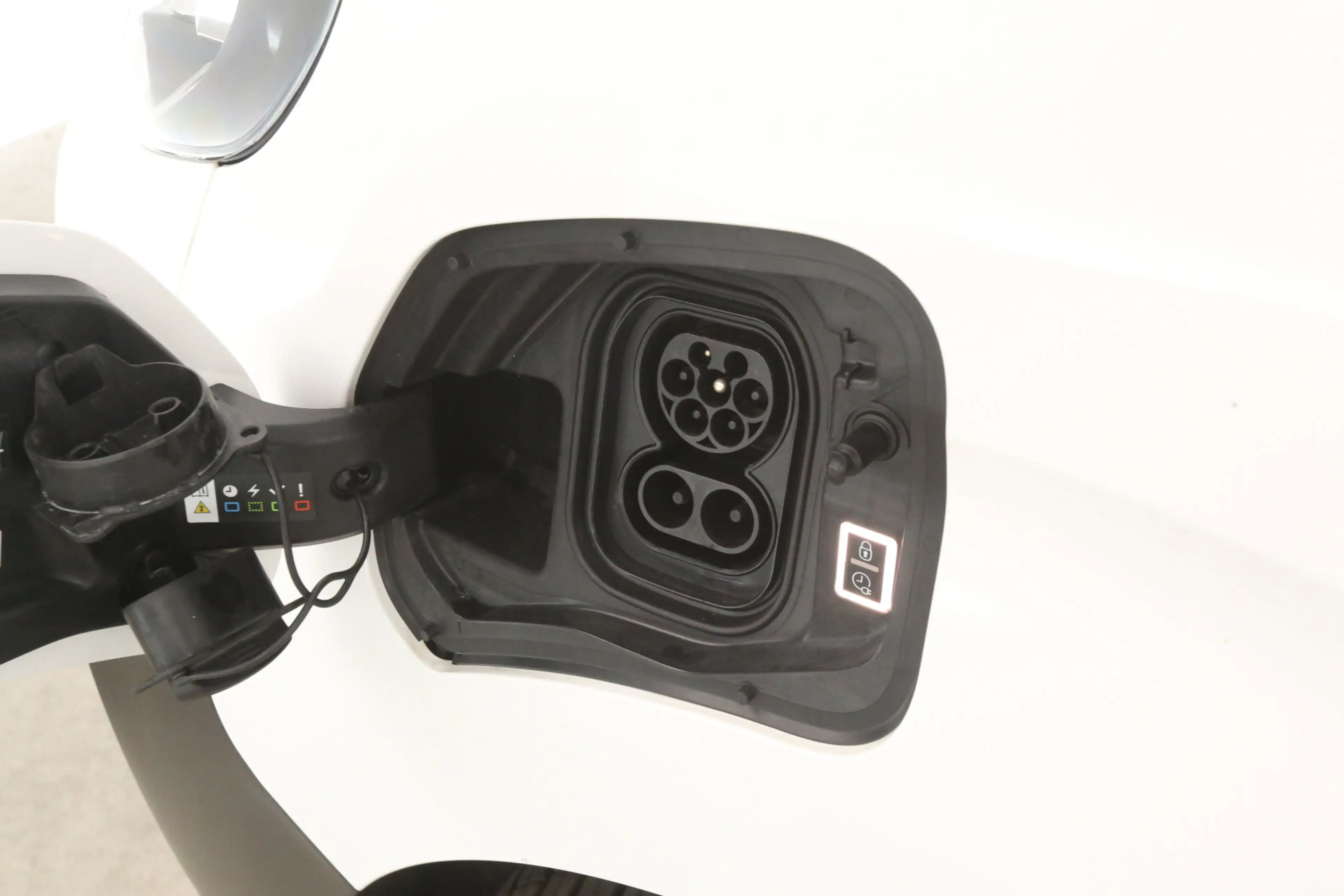 Peugeot e-Expert Kombi 75 kWh L3H1 8 Zits | Snelladen | SOH 90% | A — photo 7
