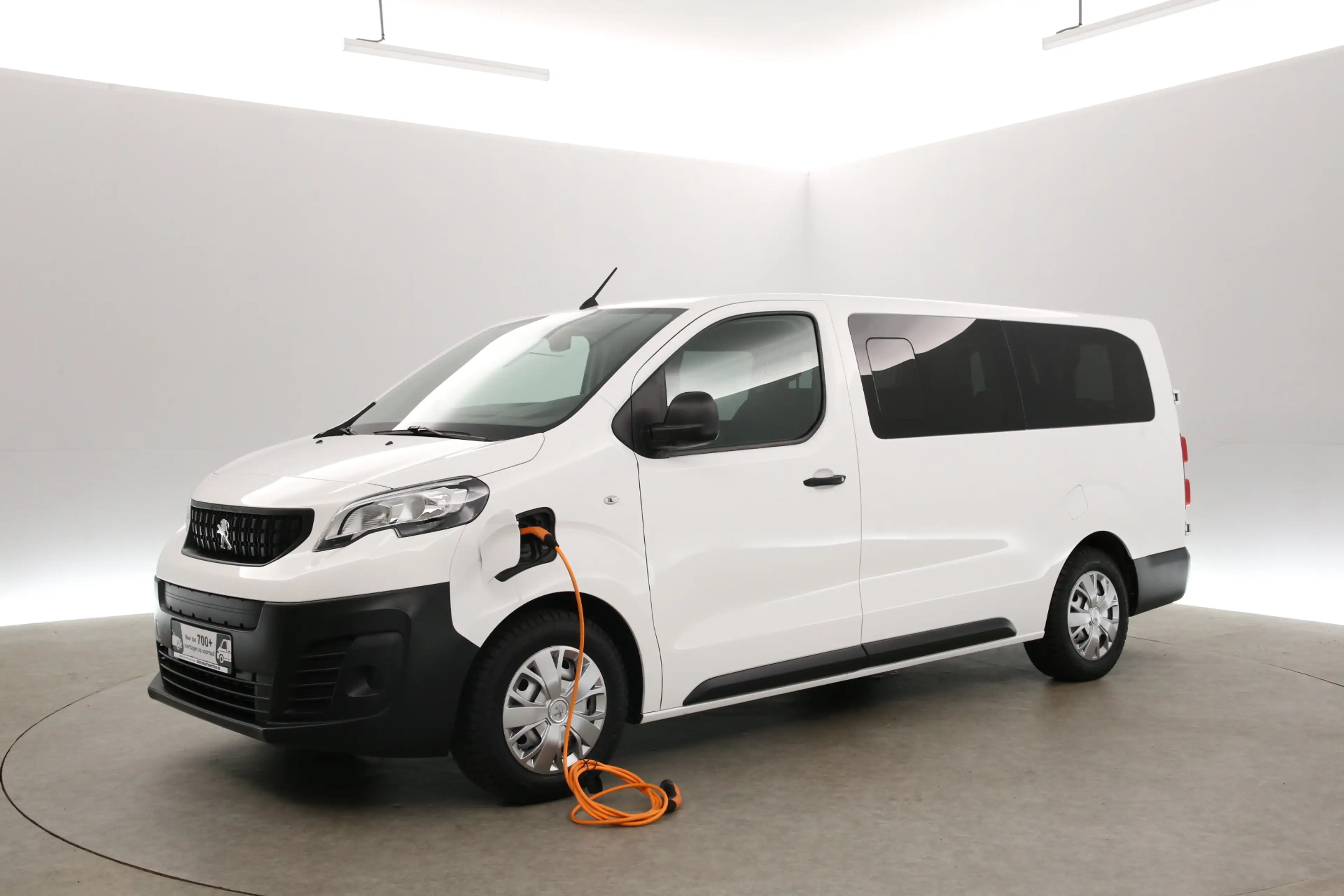 Peugeot e-Expert Kombi 75 kWh L3H1 8 Zits | Snelladen | SOH 90% | A — photo 10