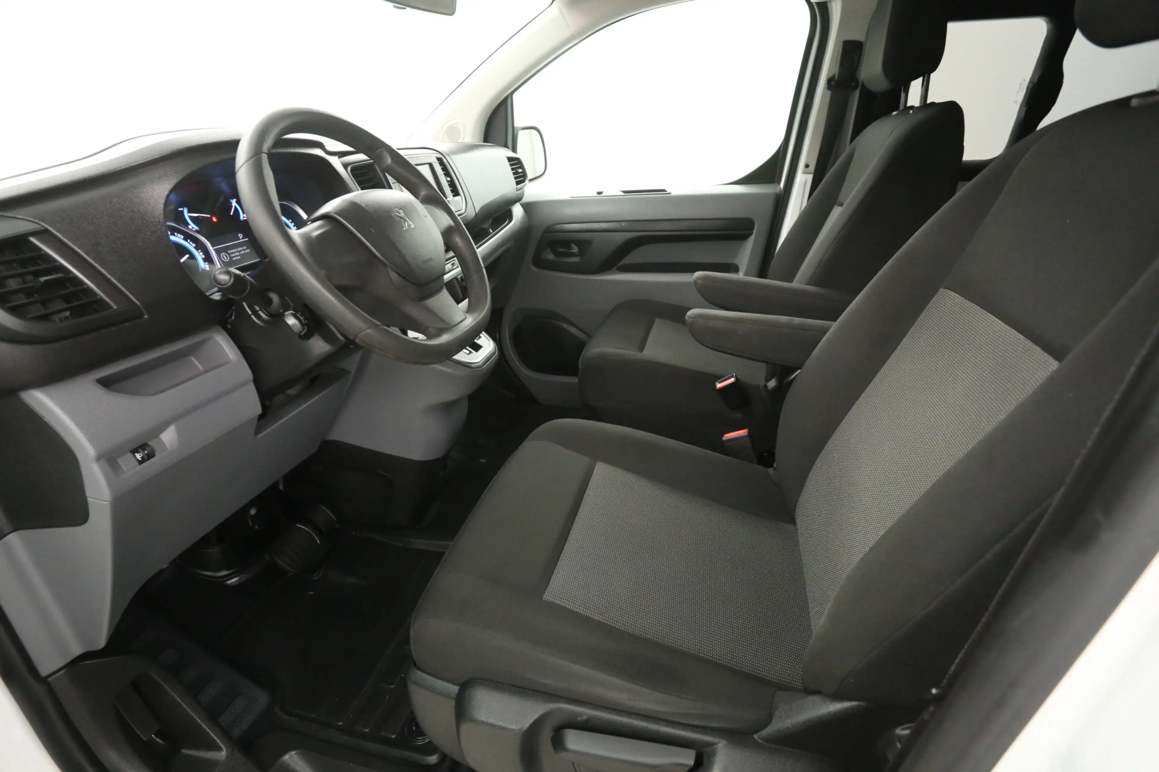 Peugeot e-Expert Kombi 75 kWh L3H1 8 Zits | Snelladen | SOH 90% | A — photo 24