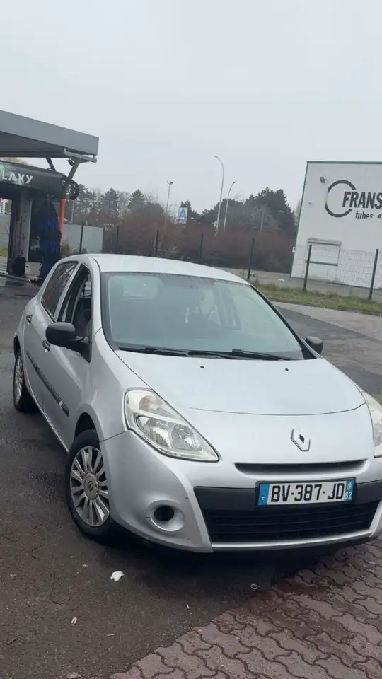 Renault Clio III dCi 70 115g eco2 Dynamique
