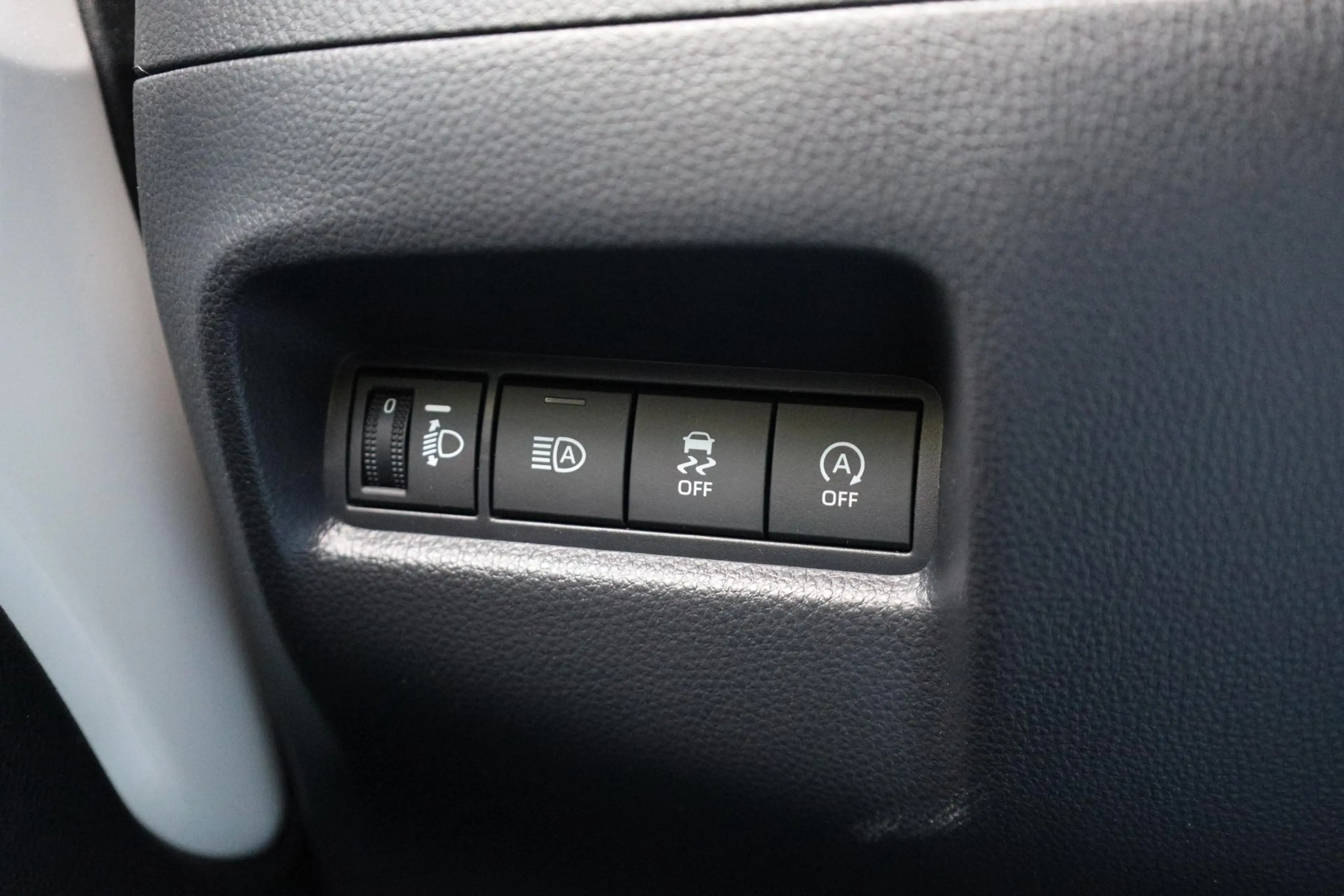 Toyota Aygo X 1.0 VVT-i S-CVT Play — photo 30