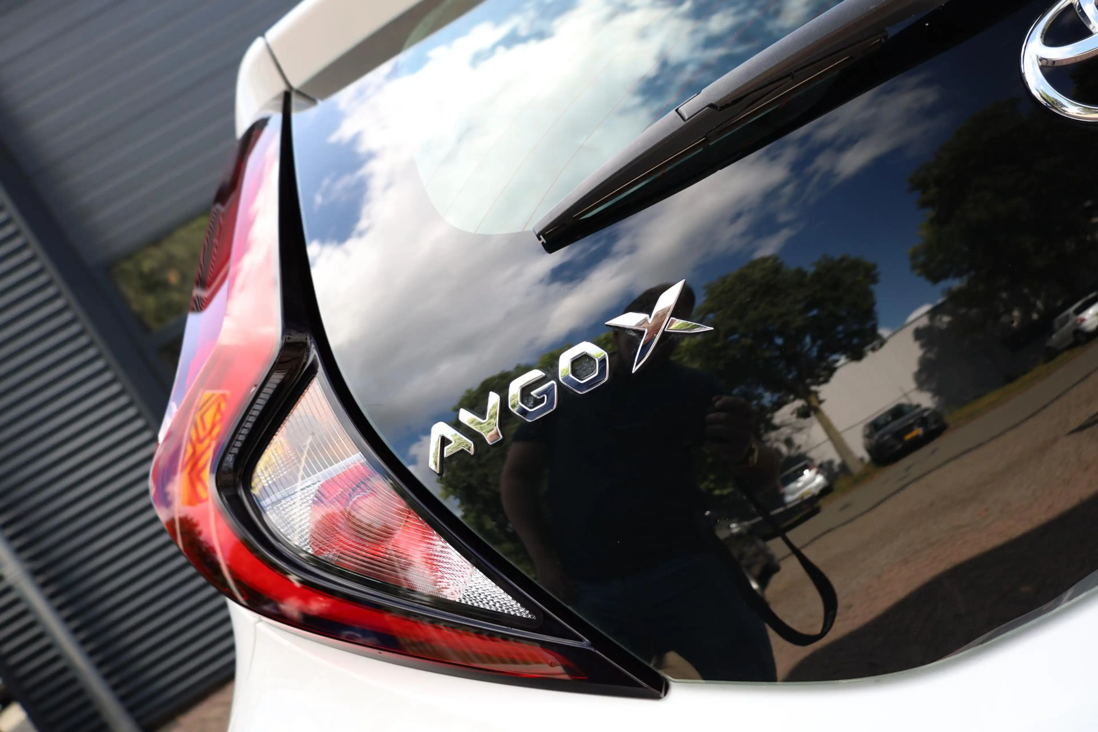 Toyota Aygo X 1.0 VVT-i S-CVT Play — photo 22