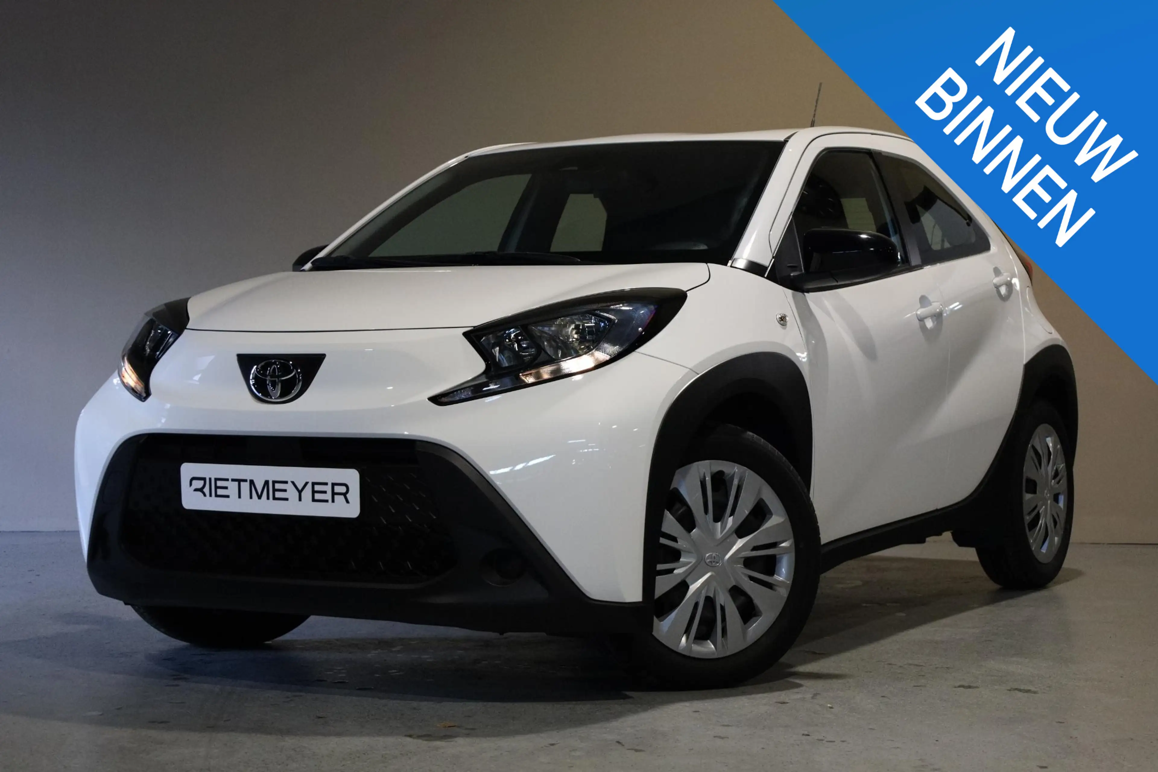 Toyota Aygo X 1.0 VVT-i S-CVT Play