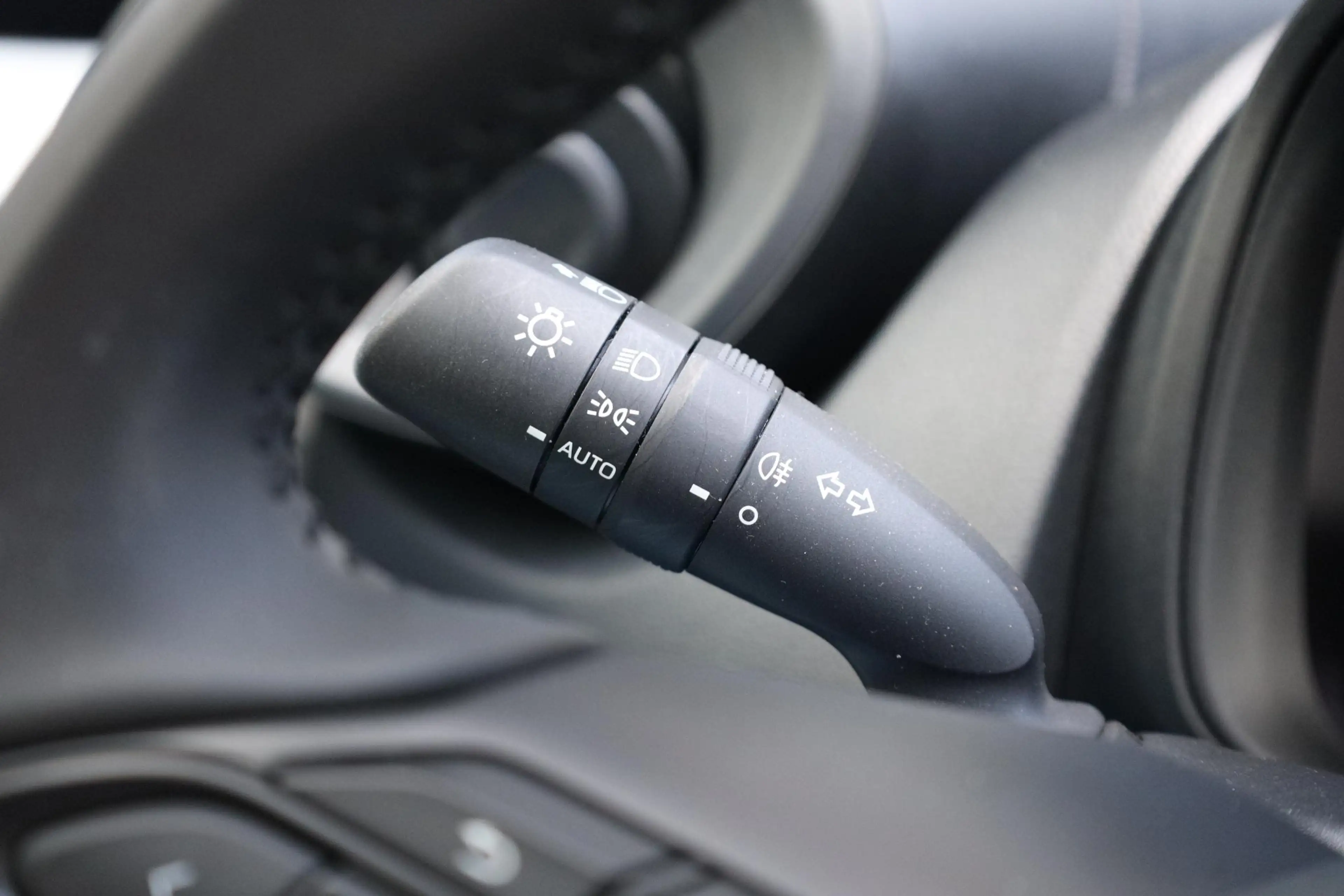 Toyota Aygo X 1.0 VVT-i S-CVT Play — photo 27
