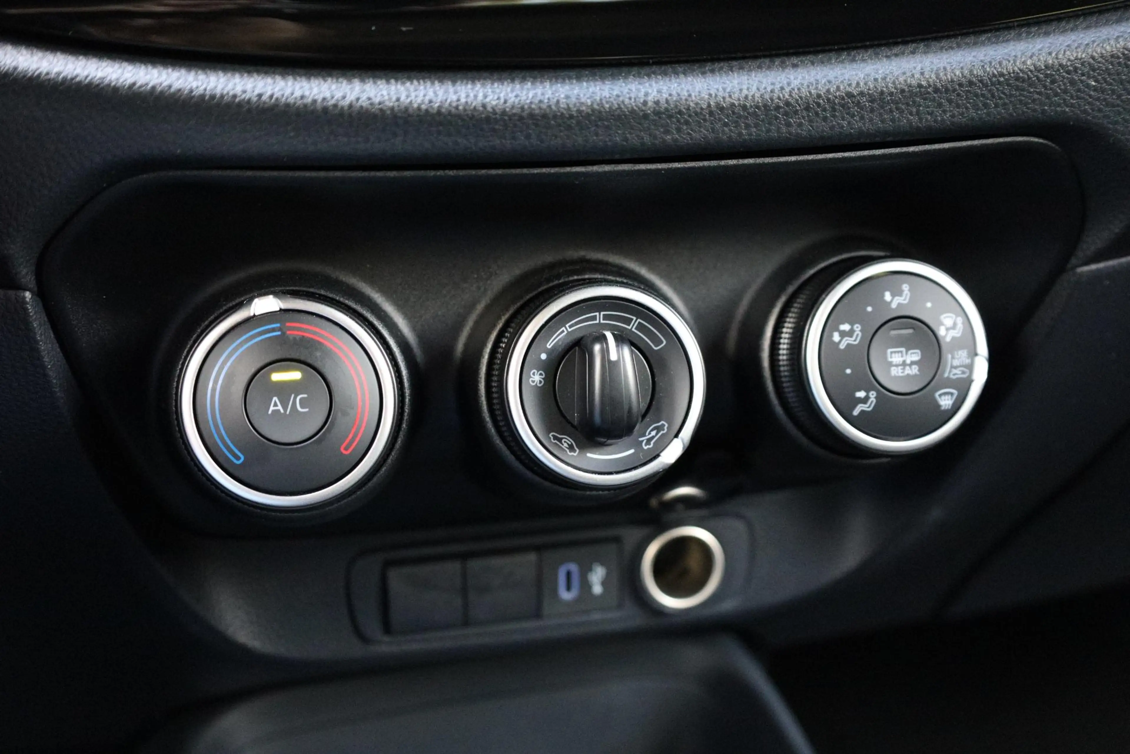 Toyota Aygo X 1.0 VVT-i S-CVT Play — photo 16