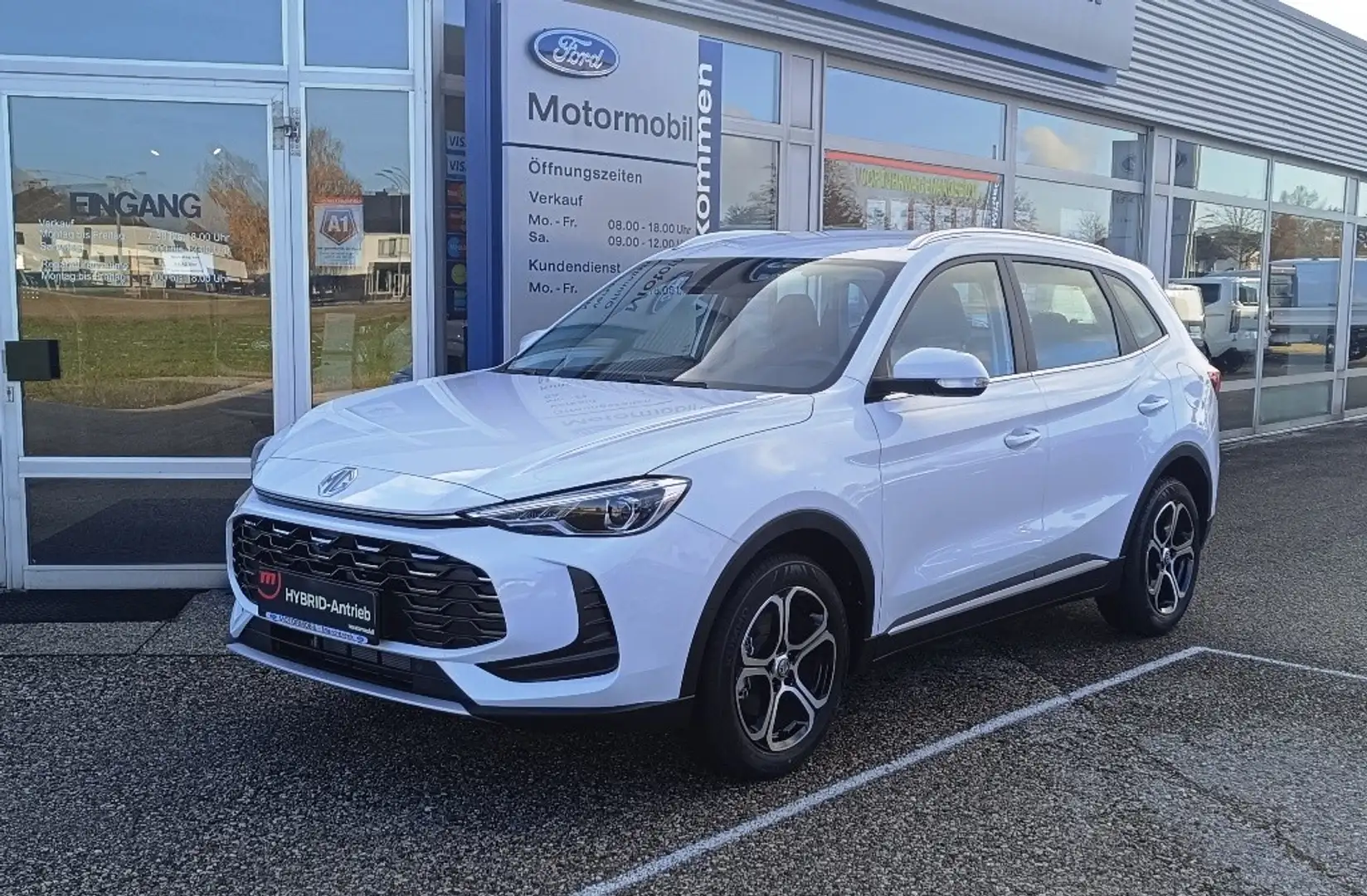 MG ZS 1.5 Hybrid+ Comfort Blanc - 1